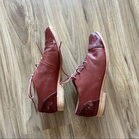 Opening Ceremony Opening Ceremony FIEL Pony Cap Toe Oxford "Ross" Dress Shoe Size US 8.5 / IT 38.5 - 3 Thumbnail