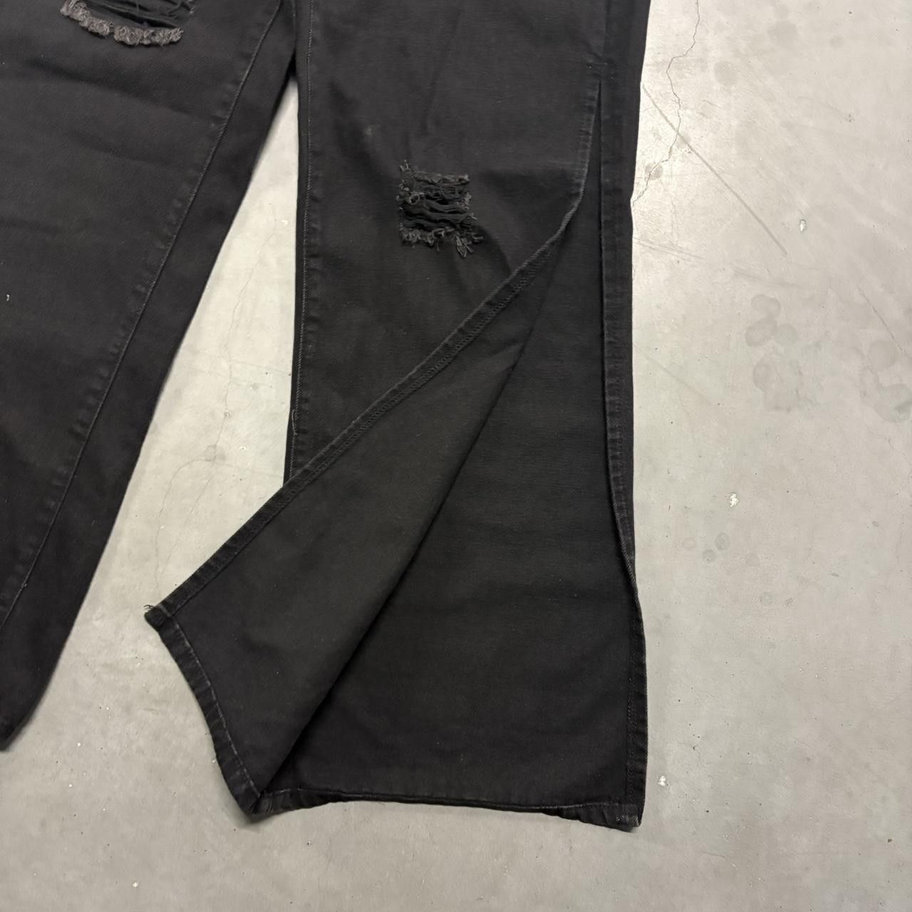Japanese Brand × Vintage Crazy Vintage Y2K/2000s Super Baggy Black Ripped Wideleg Open Leg Denim Jeans! Size US 28 / EU 44 - 7 Thumbnail