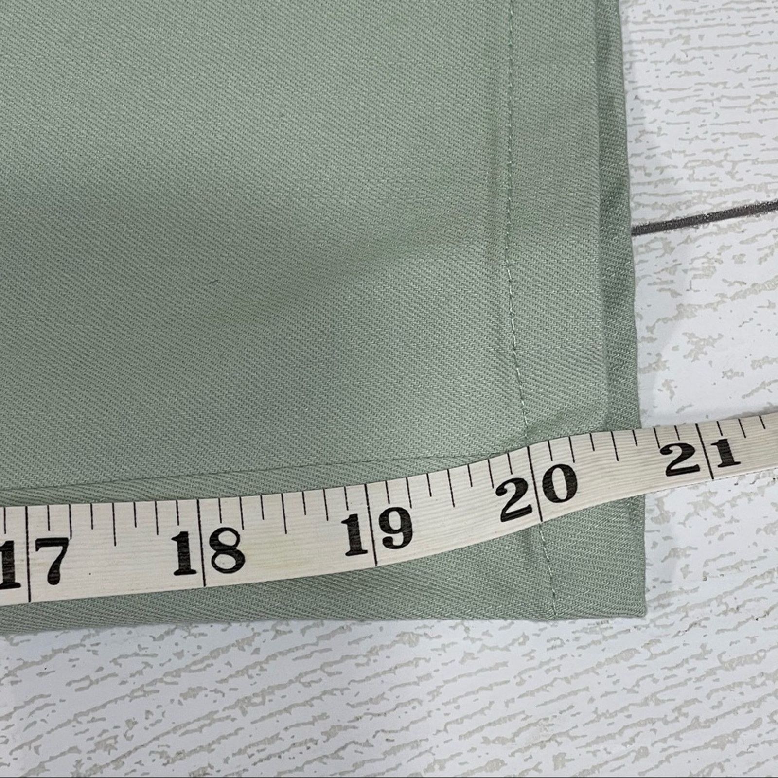 Other WOMAN WITHIN Plus Size Capri Pants Pale Green Size 38W NWT Size 25" / US 0 / IT 36 - 11 Thumbnail