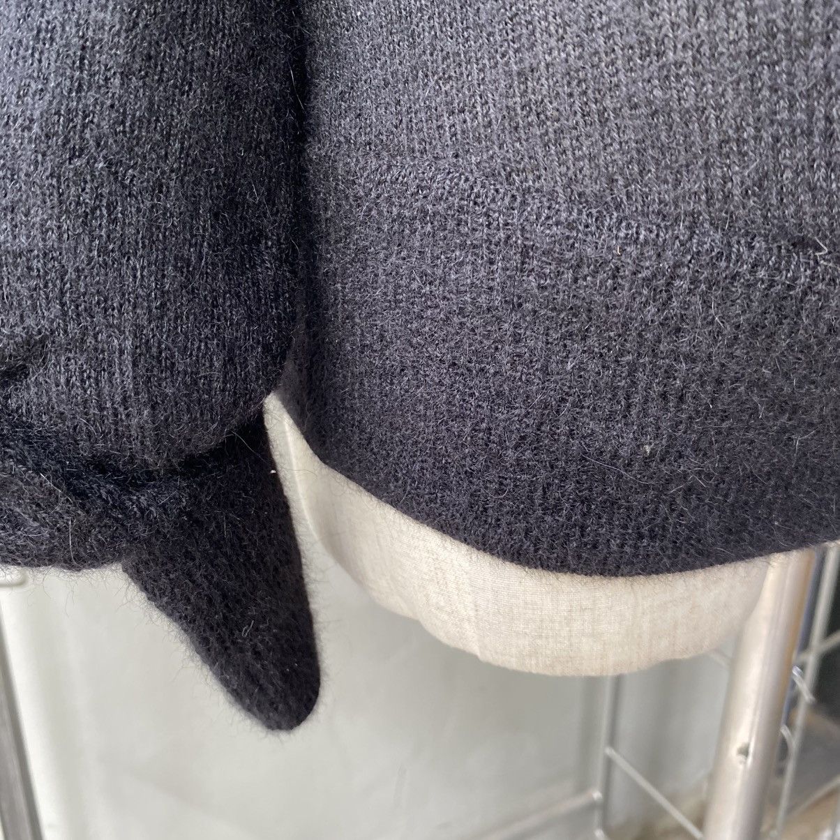 Tsumori Chisato TSUMORI CHISATO Black Soft Mohair V-Neck Knit Sweater Size XS / US 0-2 / IT 36-38 - 18 Thumbnail