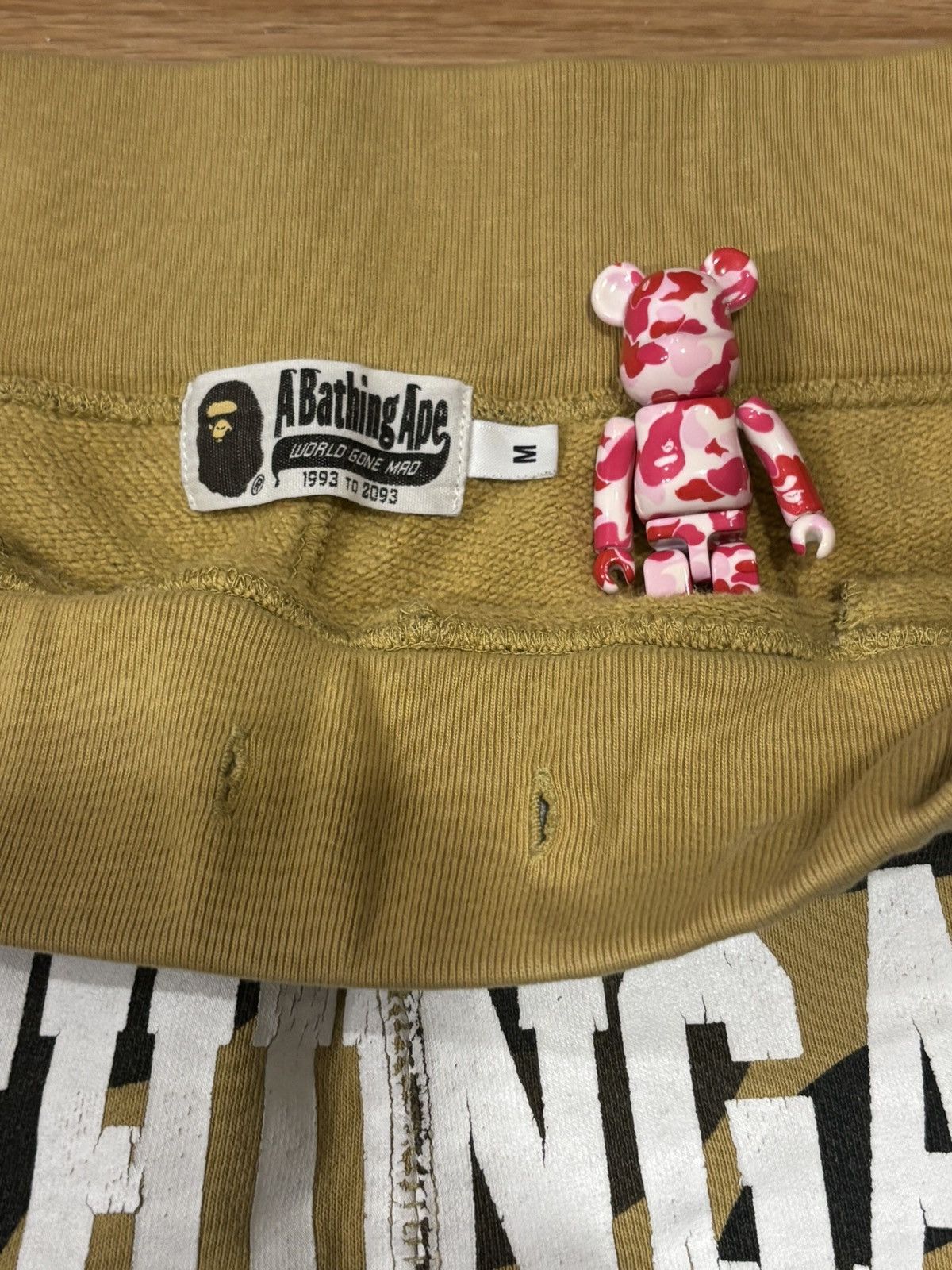 Bape Yellow camo big ape head camo swatshorts Size US 32 / EU 48 - 6 Thumbnail