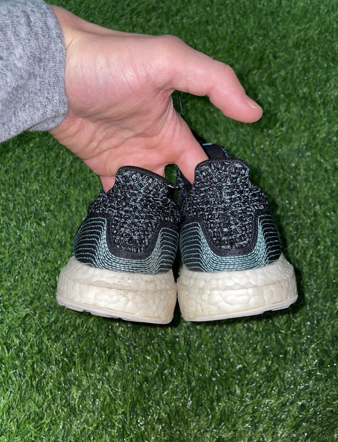 Adidas Adidas Parley Ultra Boost Size 7.5 Size US 7.5 / EU 40-41 - 5 Thumbnail