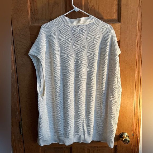 Abercrombie & Fitch abercrombie & fitch cable knit VNeck oversized knit vest xl Size XL / US 12-14 / IT 48-50 - 3 Thumbnail