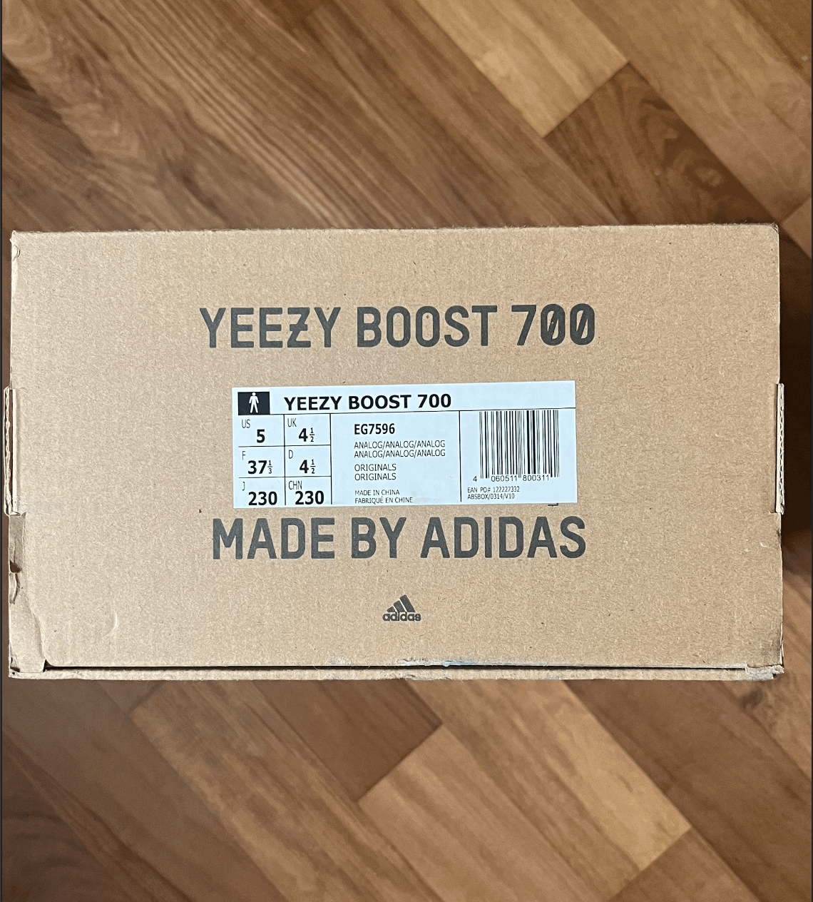 Yeezy Adidas Yeezy Boost 700 Size US 5 / EU 37 - 4 Thumbnail