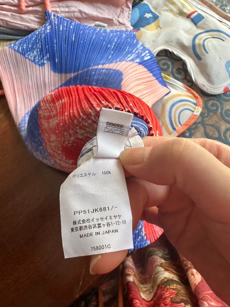 Issey Miyake Issey Miyake size:one size Blue and pink vest Size XS / US 0-2 / IT 36-38 - 3 Thumbnail
