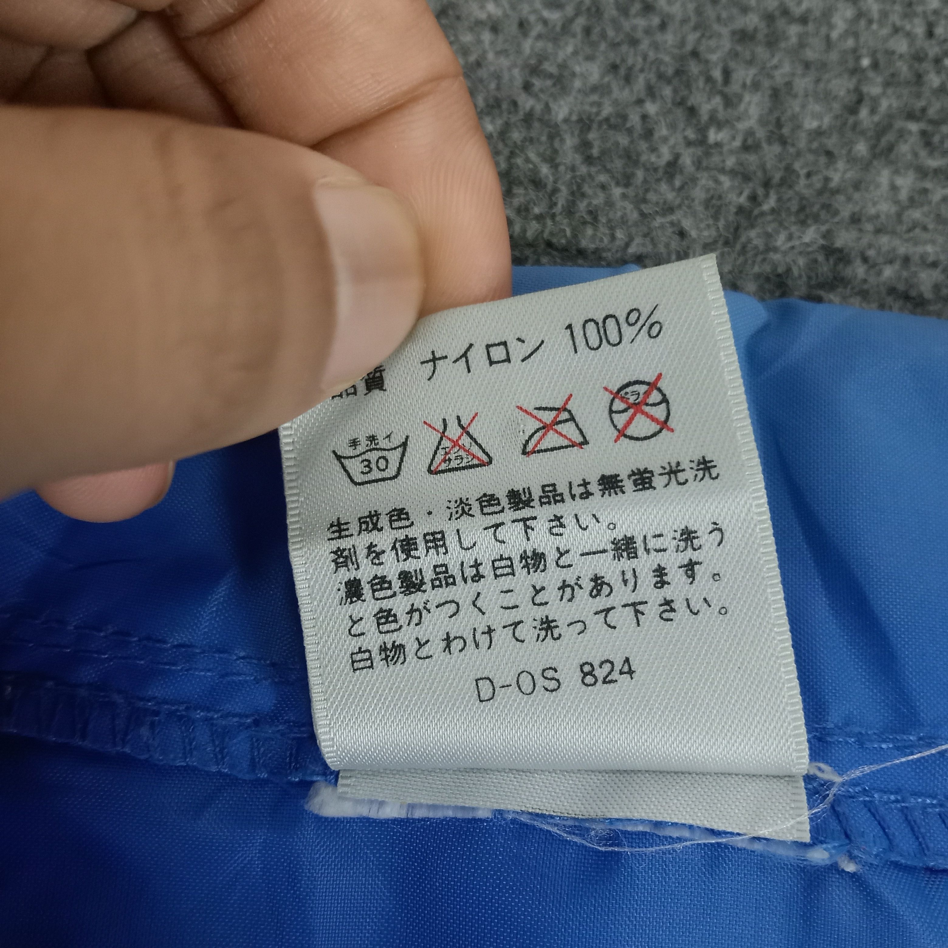 Other CNN International Media Company Windbreaker Jacket Size US L / EU 52-54 / 3 - 6 Thumbnail