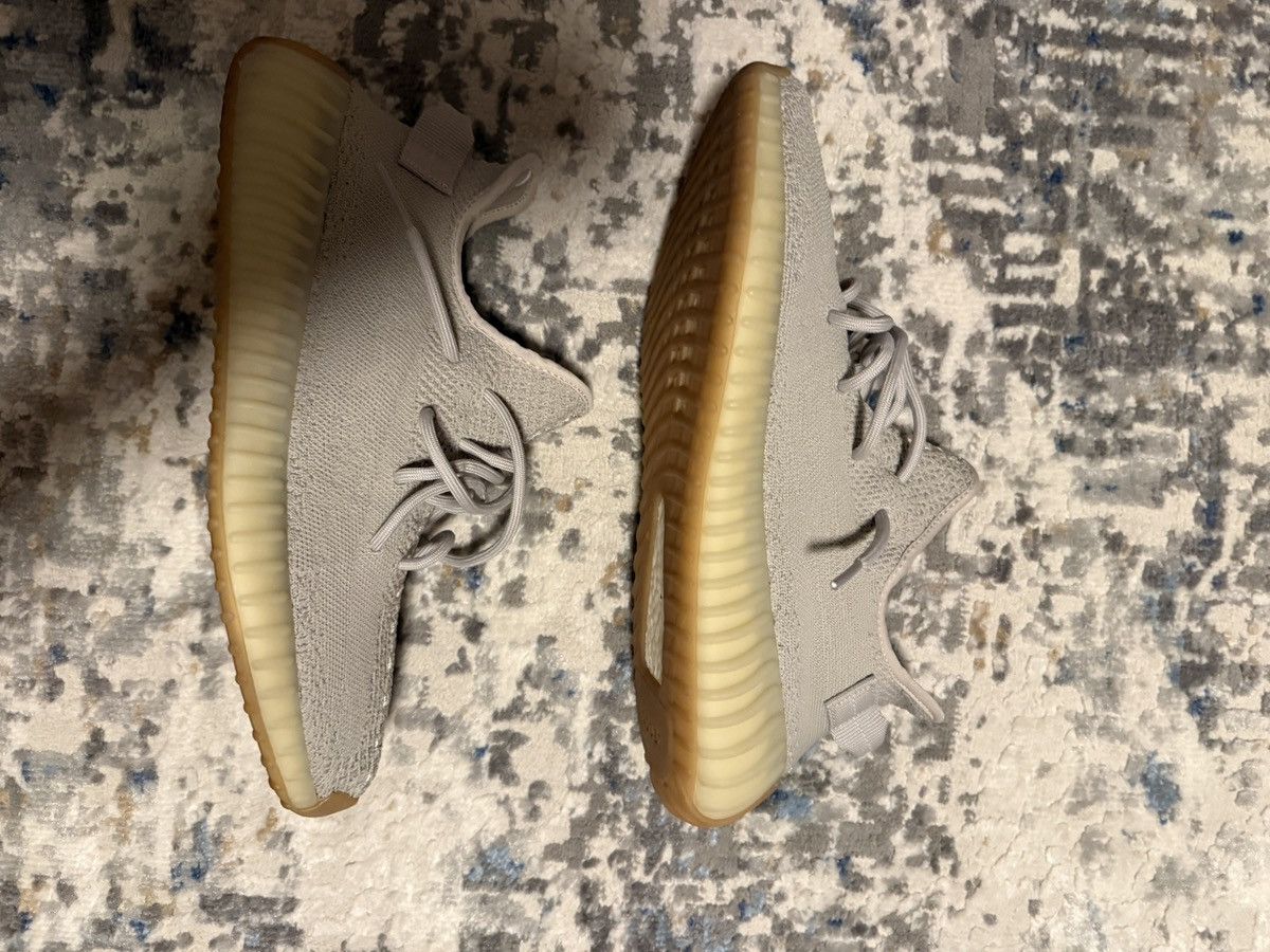 Yeezy Yeezy Boost 350 V2 ‘Sesame’ Size US 11.5 / EU 44-45 - 2 Thumbnail