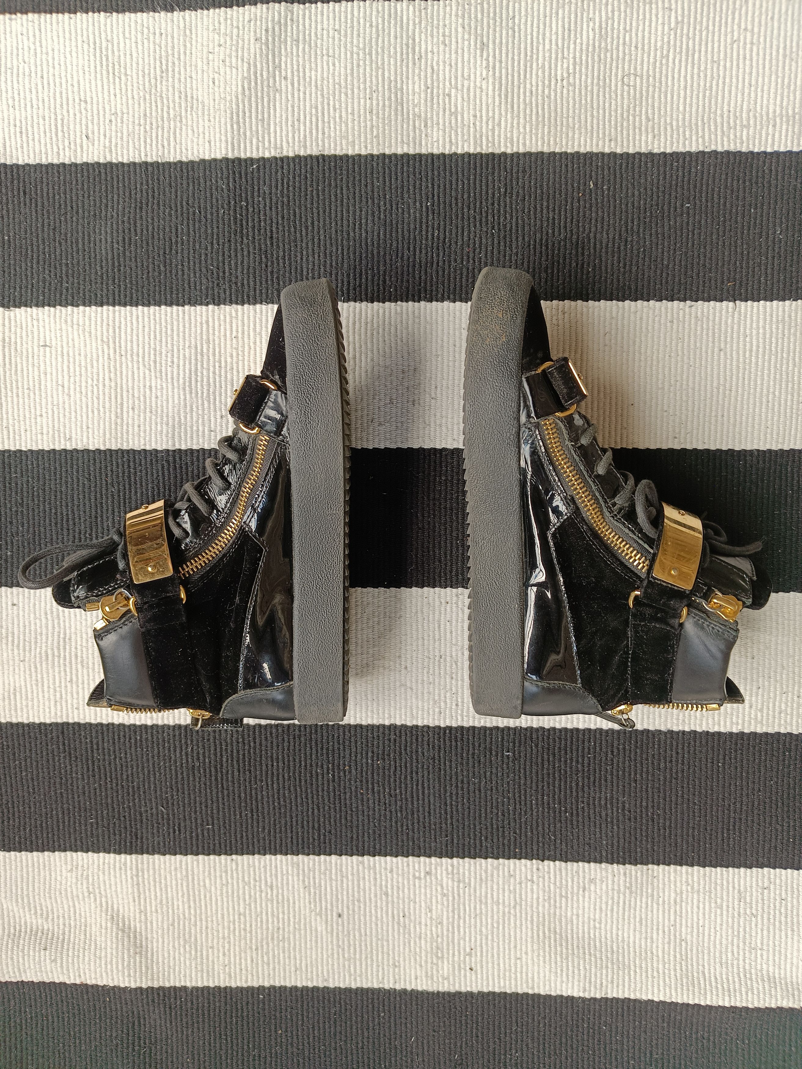 Giuseppe Zanotti Giuseppe Zanotti Gold Strap Velvet High Top Sneakers Size US 8.5 / EU 41-42 - 4 Thumbnail