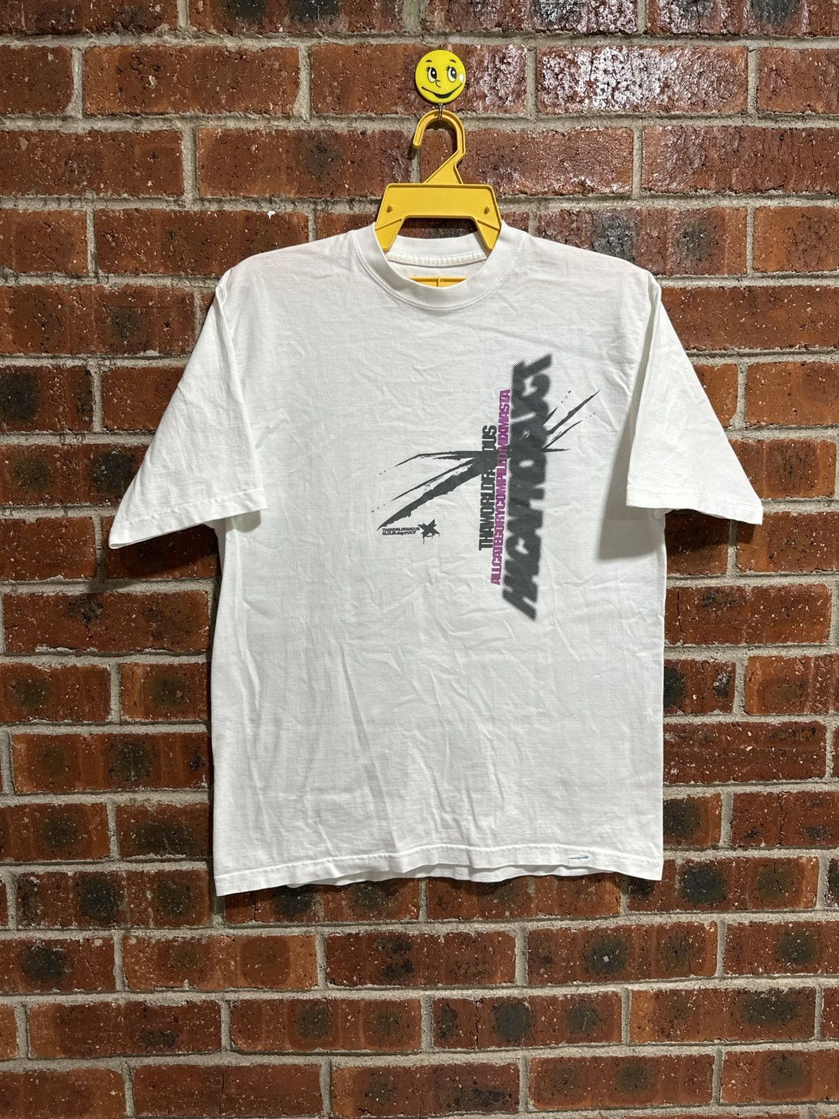 Japanese Brand × Kaws × Vintage Vintage ThaWorldFamous Faded Tee Size US M / EU 48-50 / 2 - 1 Thumbnail