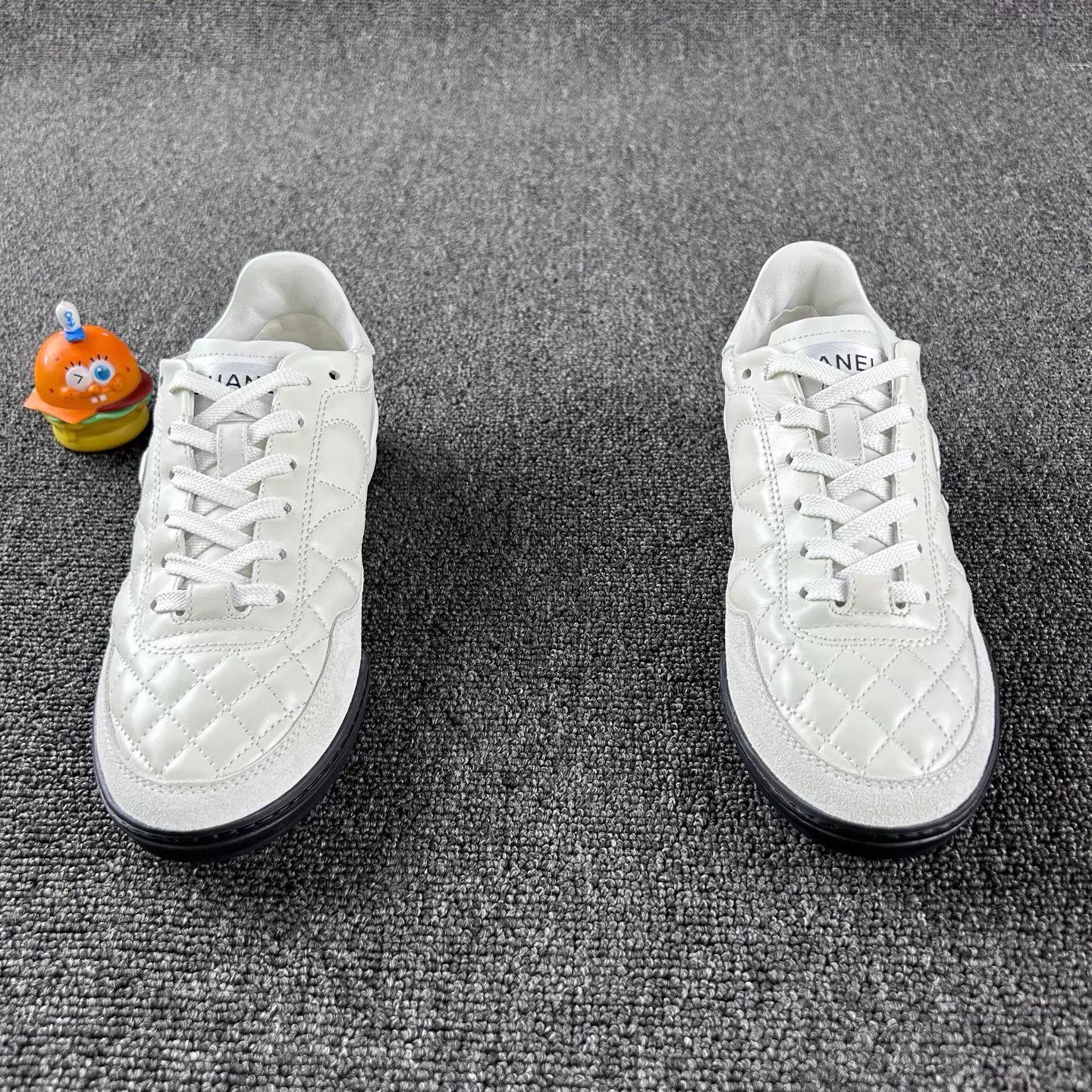 Chanel Chanel Deauville White Quilted Sneaker Women's 36 Size US 5.5 / IT 35.5 - 2 Thumbnail