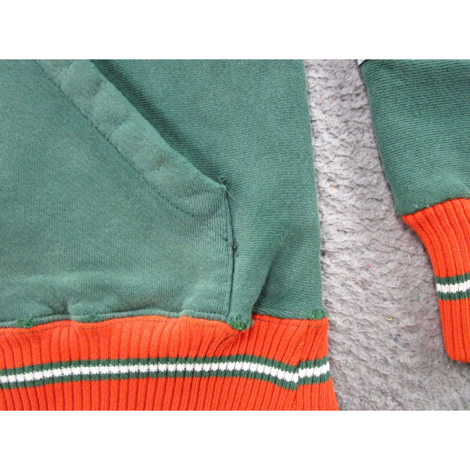Vintage VINTAGE 90s The Game Miami Hurricanes Hoodie Sweatshirt Embroidered Size L Green Mens Pullover Hooded Long Sleeve Beaded Pattern: Solid 90s Theme Size US L / EU 52-54 / 3 - 3 Thumbnail