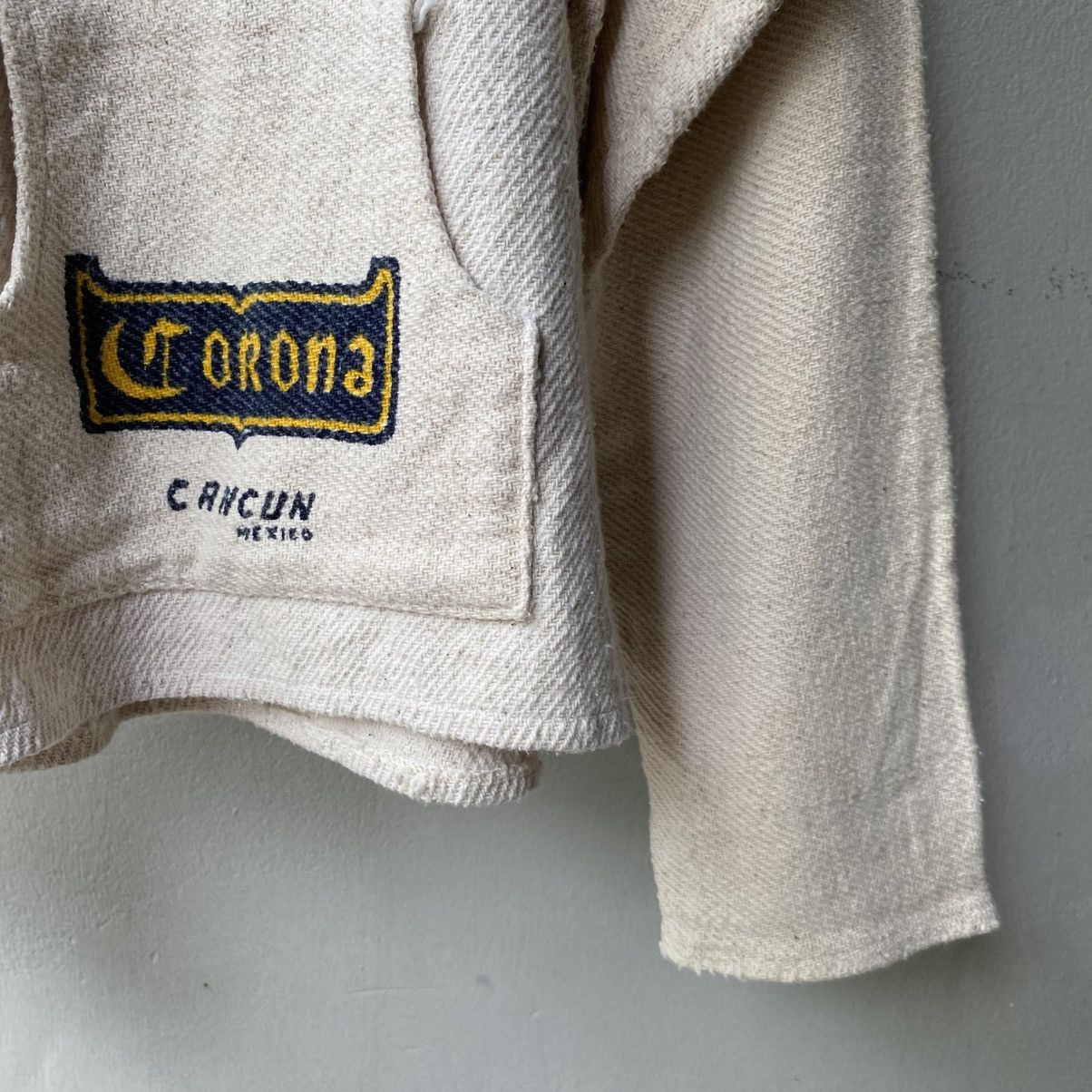 Vintage Beige Corona Cancun Baja Hoodie Size US L / EU 52-54 / 3 - 5 Thumbnail