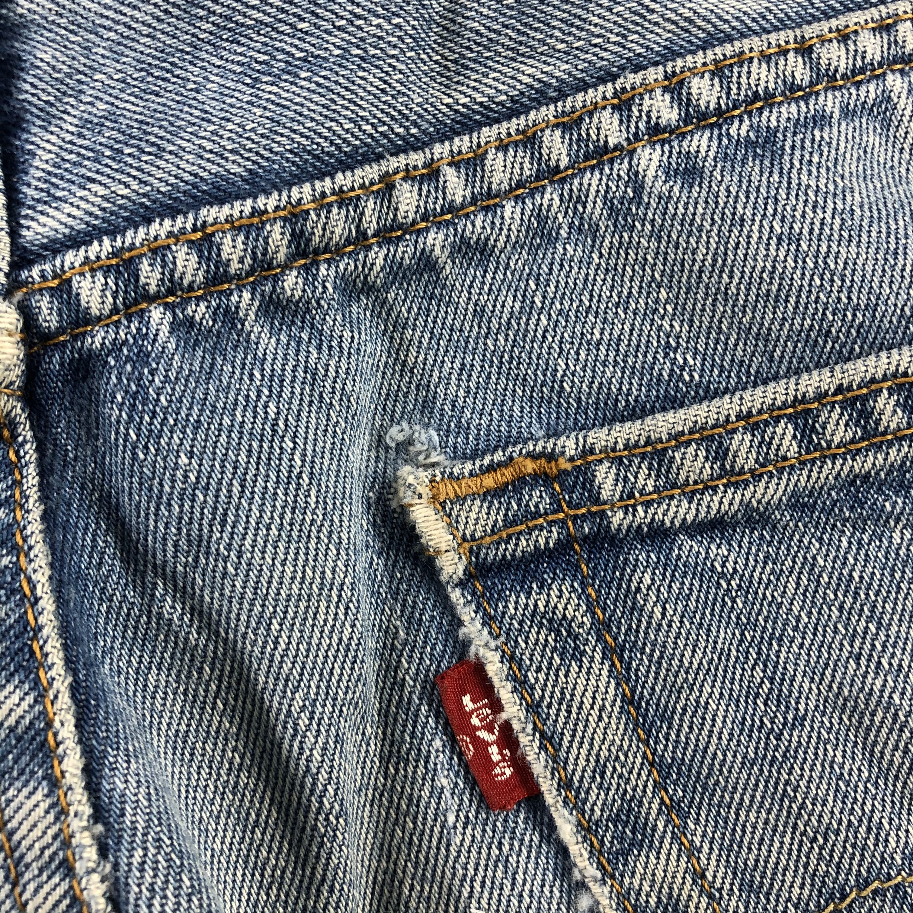 Levi's × Vintage Vintage Blue Wash Levis 505 Jeans-JM2940 Size US 32 / EU 48 - 8 Thumbnail