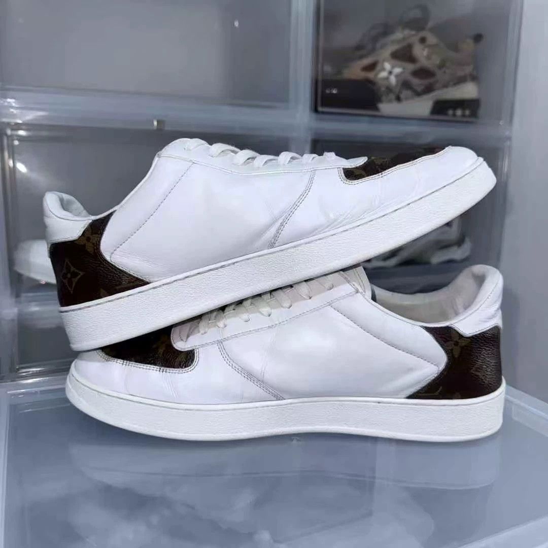 Louis Vuitton LV Rivoli Monogram Sneakers White Brown Size 42 Size US 8 / EU 41 - 2 Thumbnail