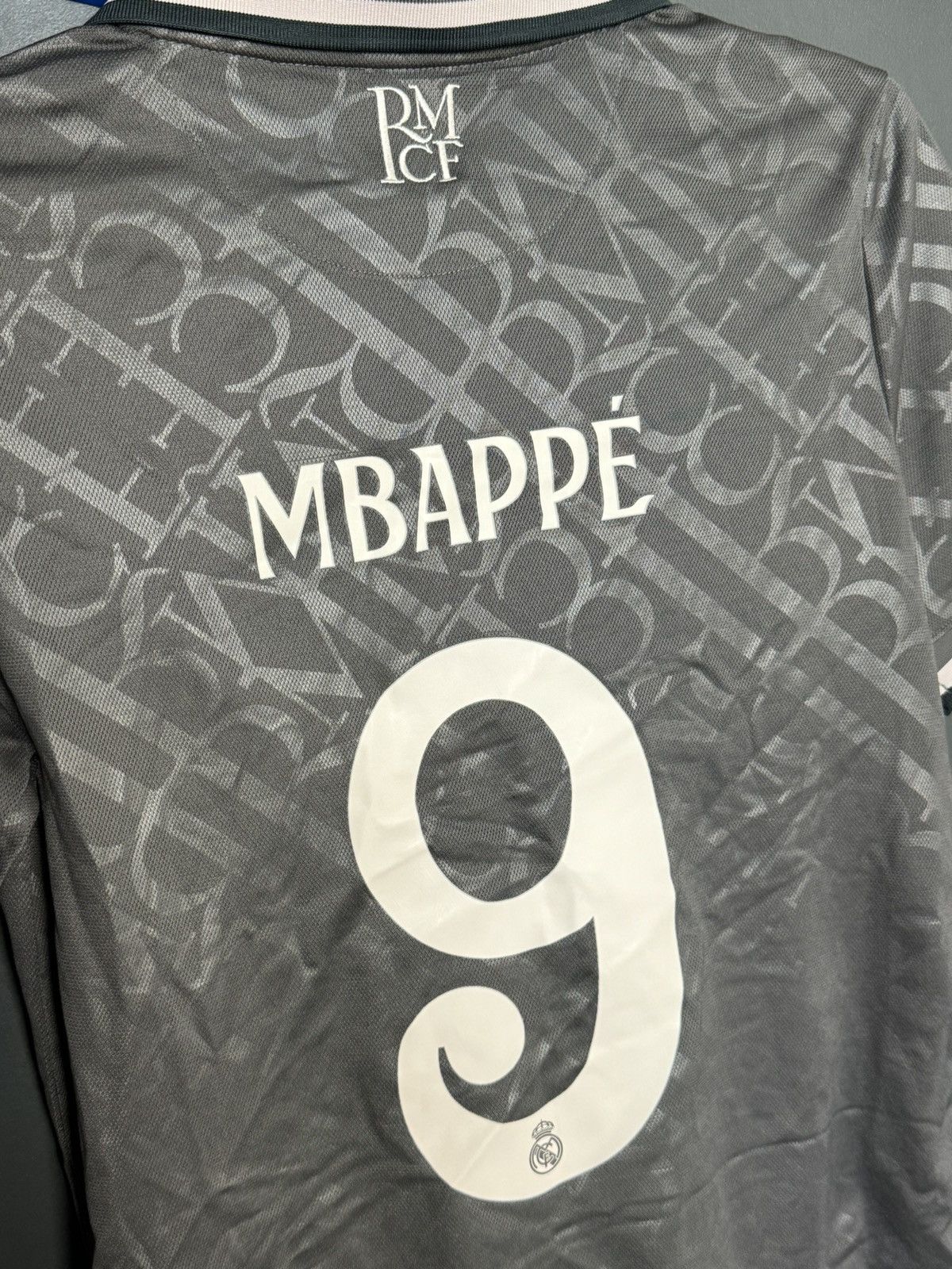 Adidas KIDS New Real Madrid 24/25 Third Mbappe Football Jersey Size US XS / EU 42 / 0 - 3 Thumbnail