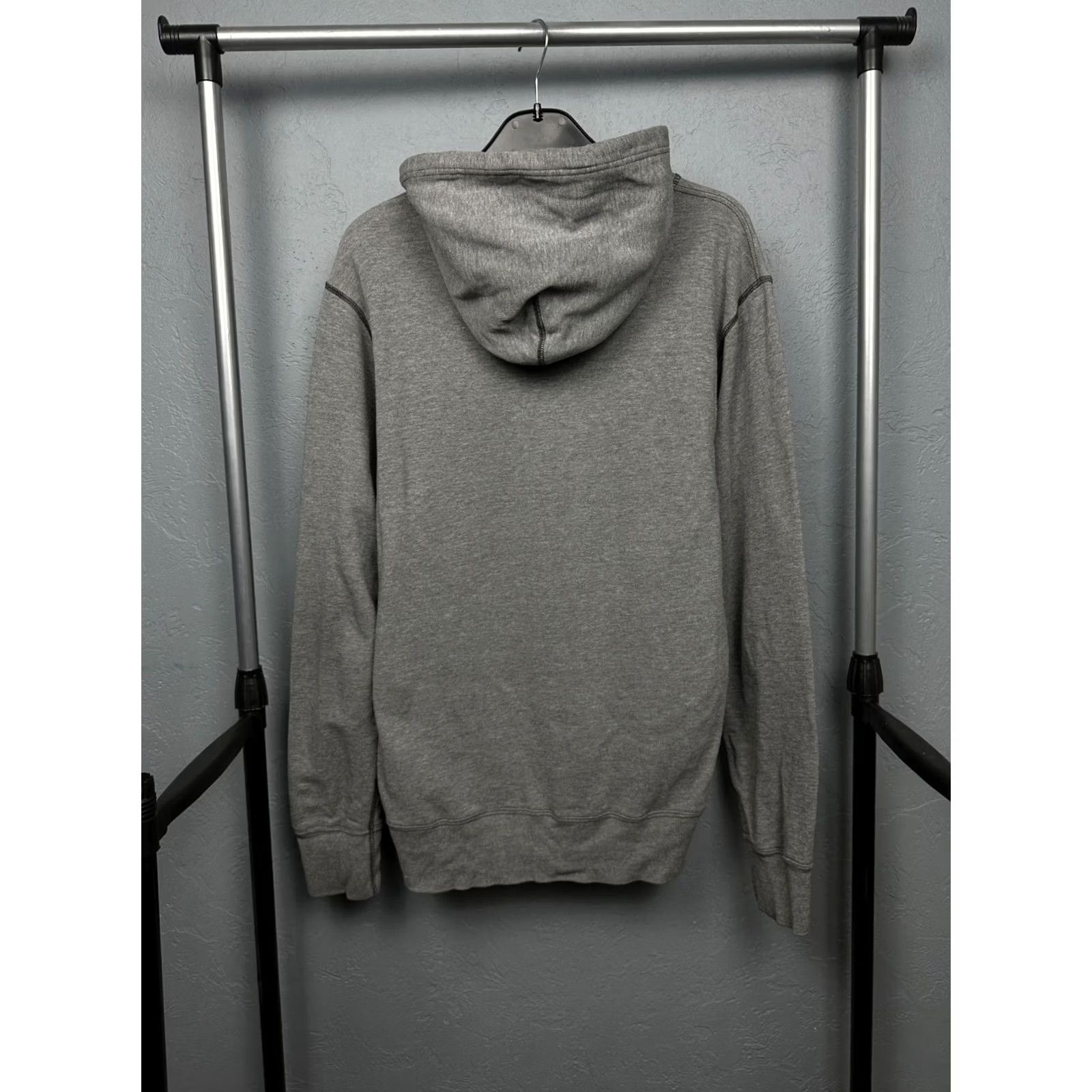 Diesel VINTAGE Diesel Hoodie Mens L Gray Logo Graphic Print Pullover Knit Cotton 50 cm Shoulders 60 cm Sleeves 71 cm Full length Size US L / EU 52-54 / 3 - 6 Thumbnail