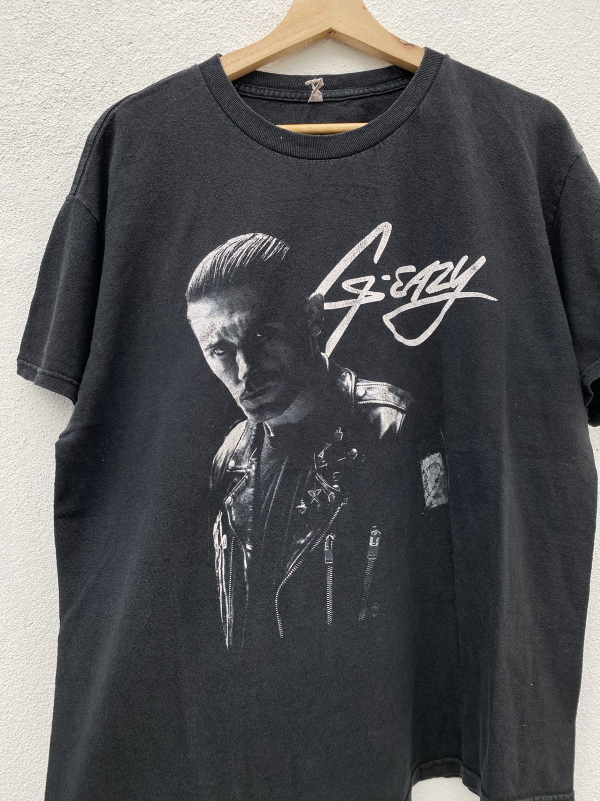 Band Tees × G-Eazy × Rap Tees G Eazy When It’s Dari Out 2016 Tour Size US M / EU 48-50 / 2 - 4 Thumbnail