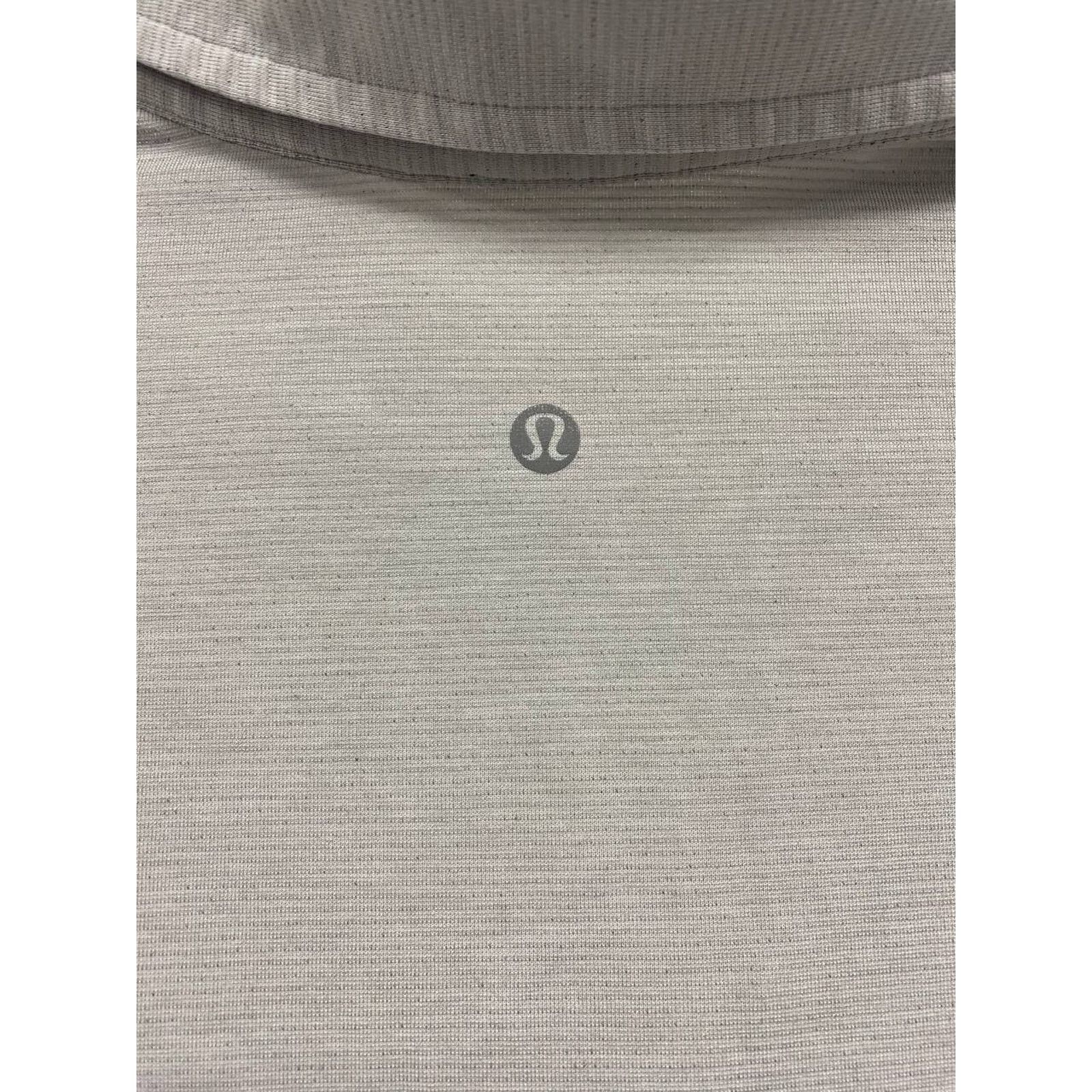 Lululemon Lululemon Men Polo Shirt Gray Striped Short Size M A000477 Size US M / EU 48-50 / 2 - 6 Thumbnail