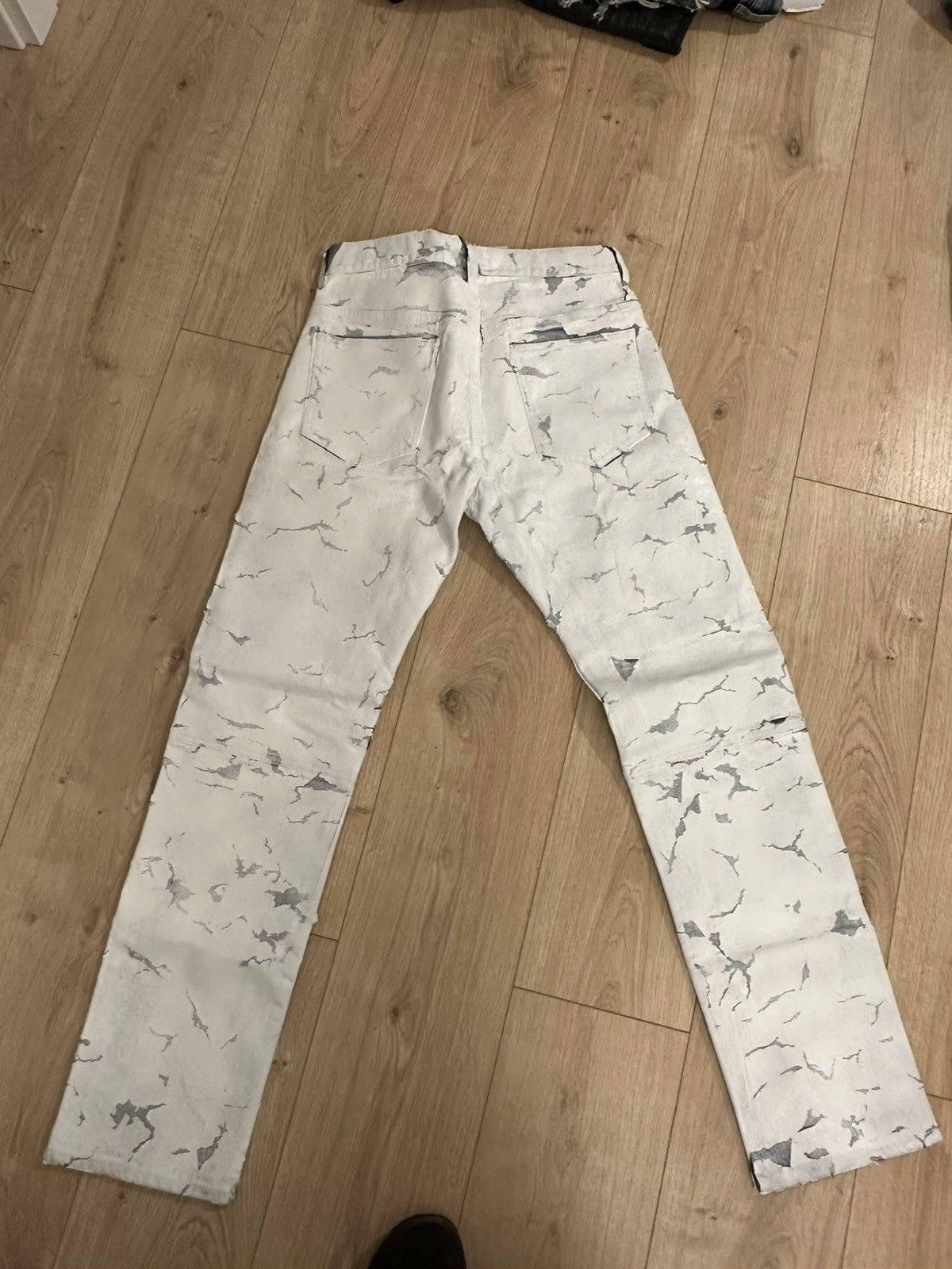 Givenchy Givenchy cracked paint pants Size US 31 - 2 Thumbnail