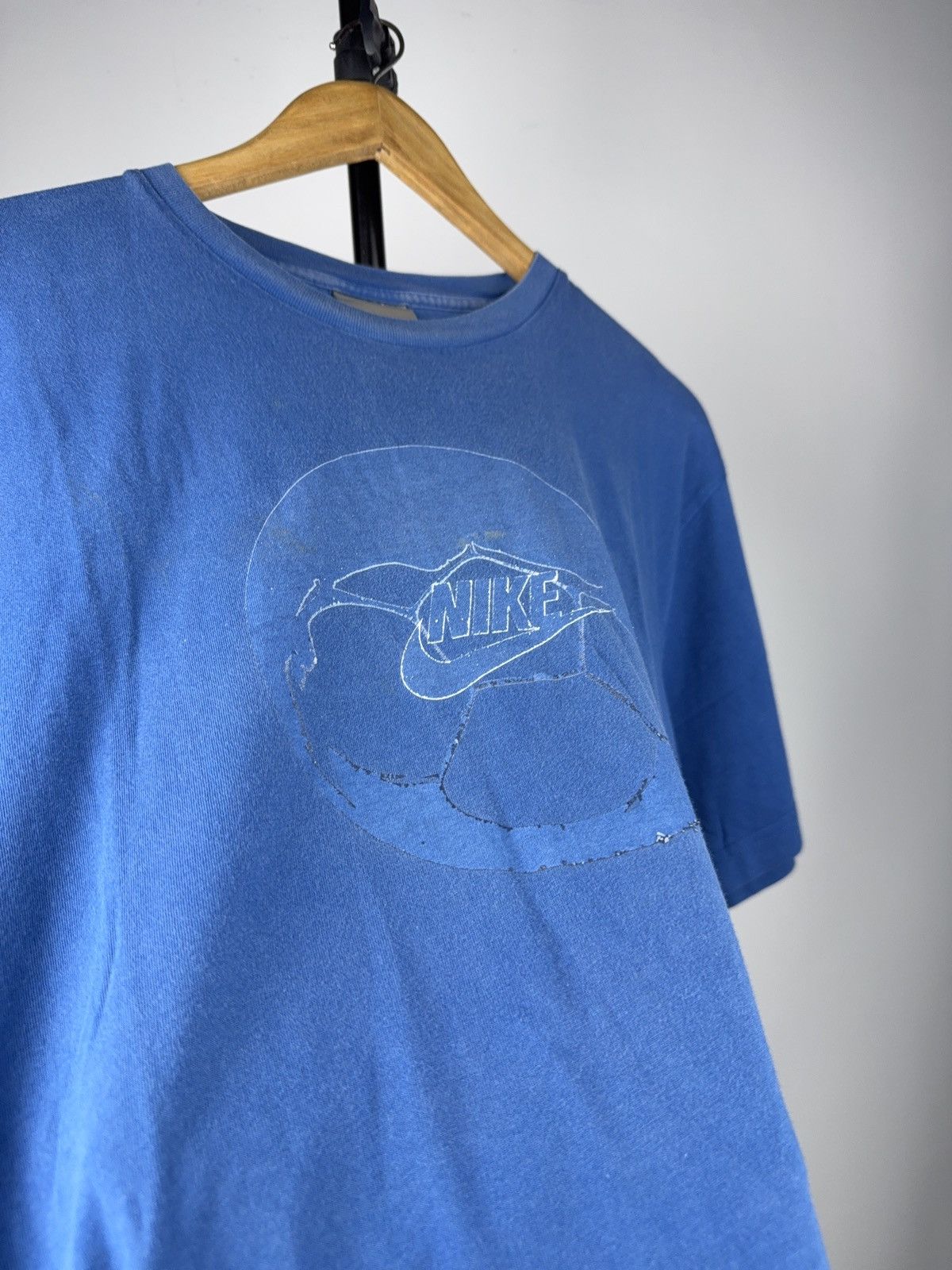 Nike Vintage 00s Y2K Nike Soccer Ball Logo Tee 2000s Turkey Made Size US L / EU 52-54 / 3 - 7 Thumbnail