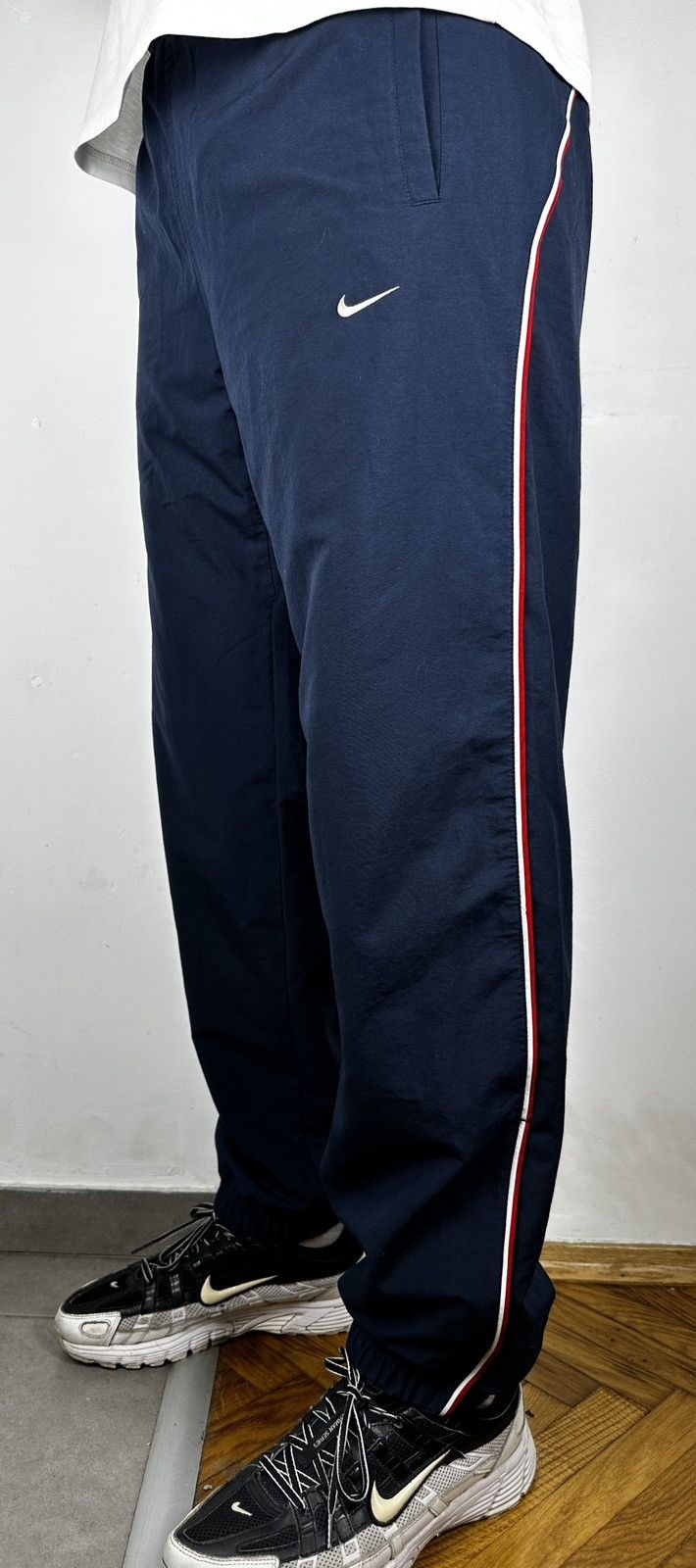Nike Nike Mini Swoosh Logo Nylon Stripe Track Pants Y2K Vintage Size US 34 / EU 50 - 10 Thumbnail
