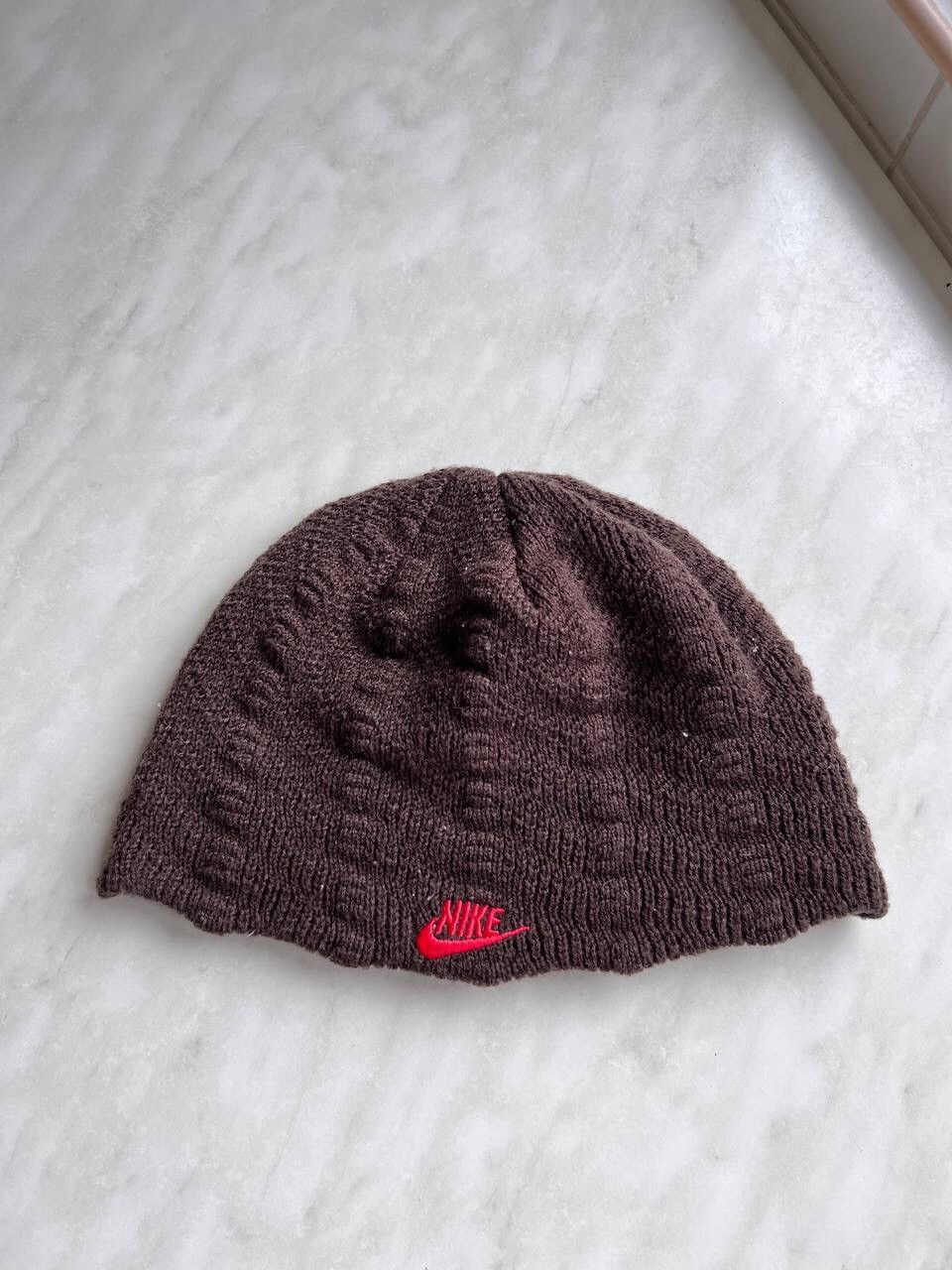 Nike Nike Vintage Knit Brown Geometrical Running Beanie Hat Size ONE SIZE - 2 Thumbnail