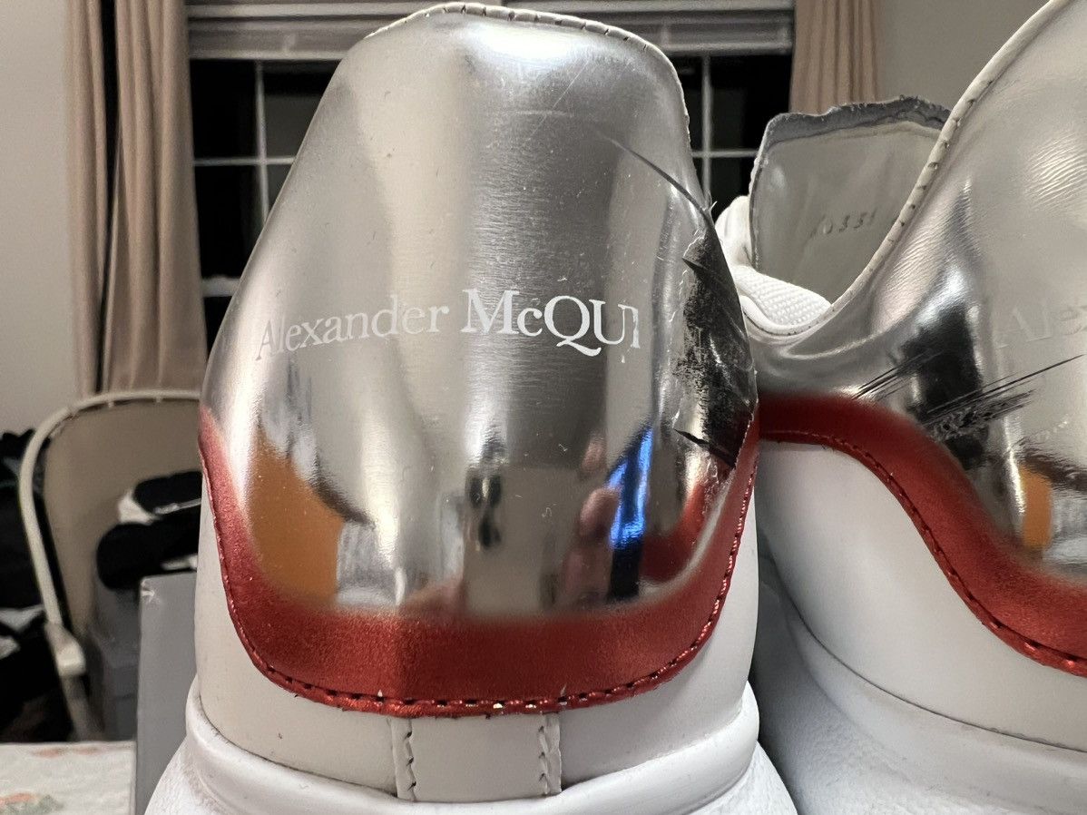 Alexander McQueen Alexander McQueen Oversized Sneakers White/Silver Size US 10.5 / EU 43-44 - 4 Thumbnail