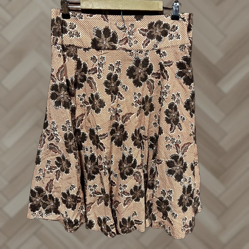 Vintage Michael J Y2K Floral Skirt Womens Short XL Brown Cotton Canvas Zipper Ruffle Bohemian 90s Fairy Theme Ladies Size 40" / US 18 - 1 Thumbnail