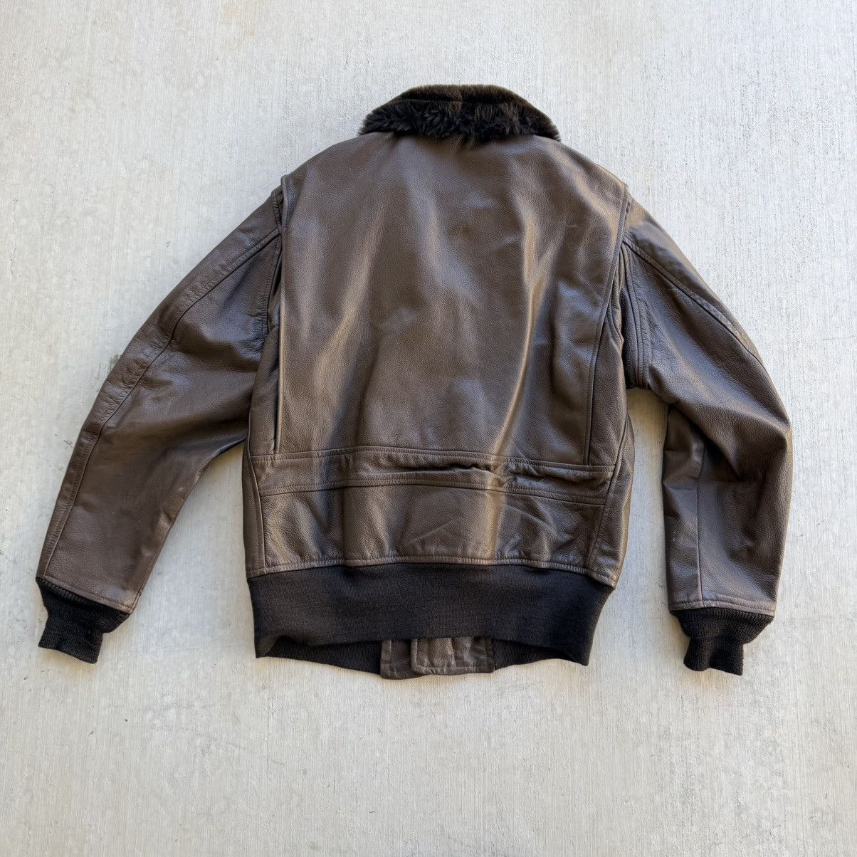 Vintage Vintage Brill Bros Leather Flight Jacket Brown Size 42 USA Size US L / EU 52-54 / 3 - 8 Thumbnail