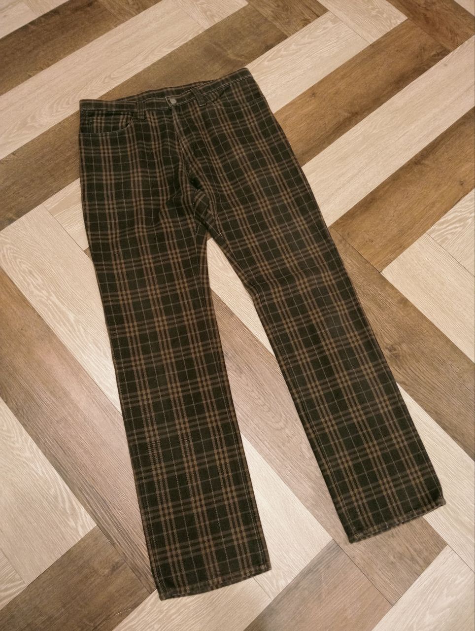 Burberry VINTAGE BURBERRY BLUE LABEL NOVA CHECK JEANS Size US 34 / EU 50 - 1 Thumbnail