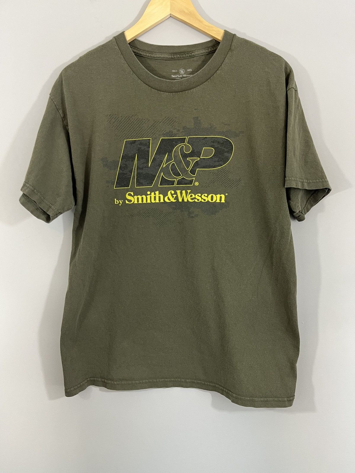 Other Smith And Wesson Gun Maker Brand Faded Tee Size US L / EU 52-54 / 3 - 1 Thumbnail
