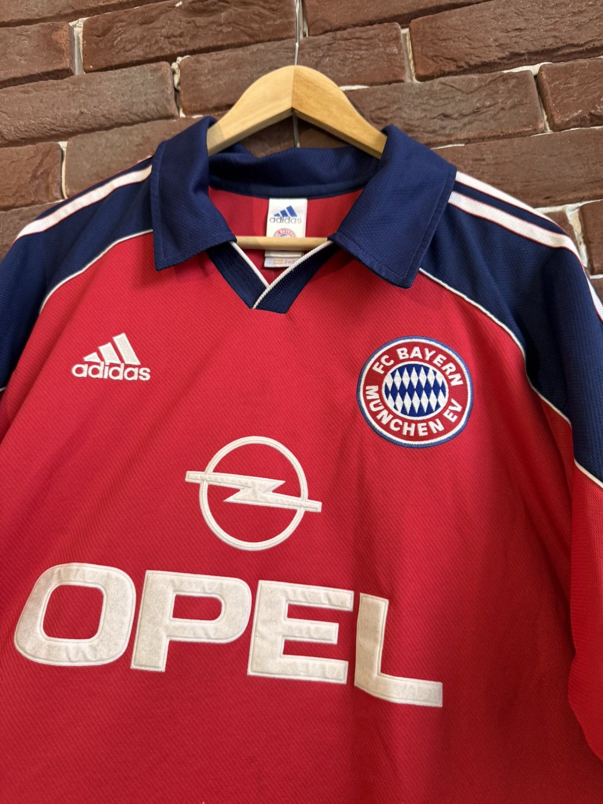 Adidas Rare Vintage 90s Adidas Bayern Munich Jersey Football XL red Size US XL / EU 56 / 4 - 5 Thumbnail