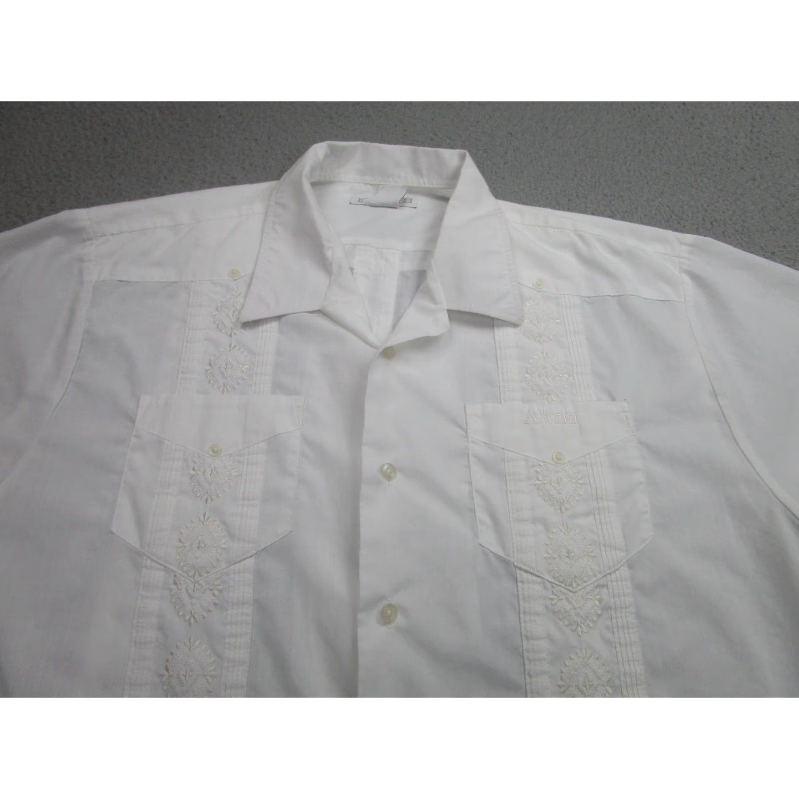 Vintage ROMANI Altria Shirt Mens XL White Guayabera Cuban Embroidered Rockabilly Romani Logo Size US XL / EU 56 / 4 - 2 Thumbnail