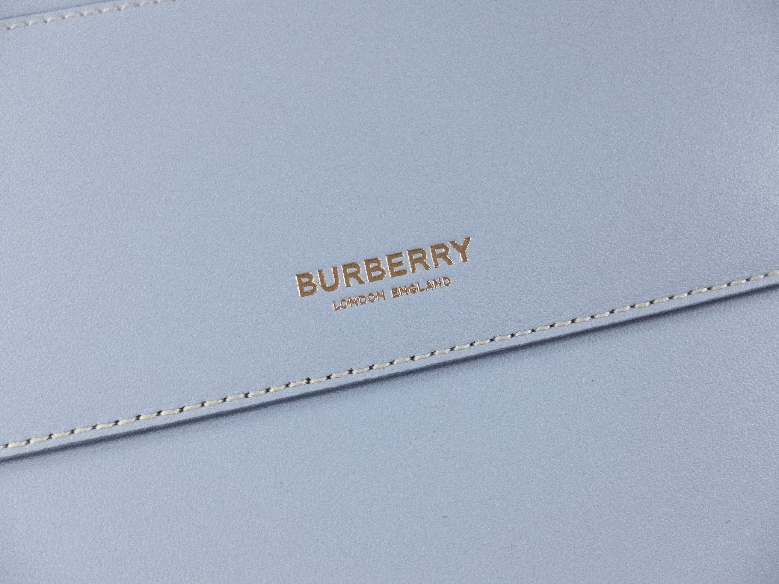 Burberry BURBERRY New Peyton light blue leather clutch bag pouch Size ONE SIZE - 3 Thumbnail