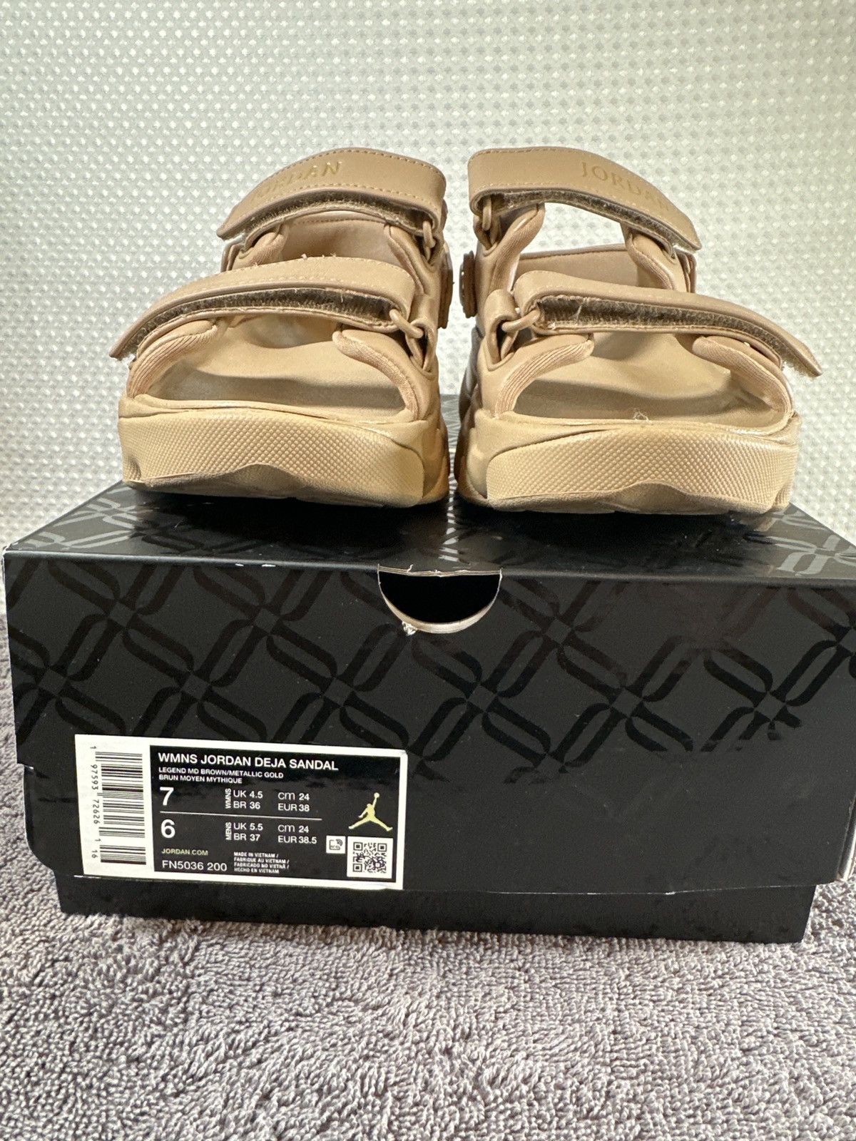 Jordan Brand Jordan Deja Legend Medium Brown Metallic Gold (Women's) Size US 7 / IT 37 - 3 Thumbnail