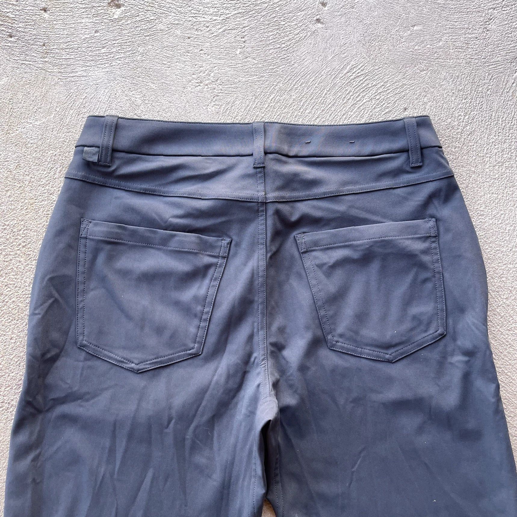 Lululemon Lululemon Pants Mens 30x30 Gray ABC Straight Stretch Outdoor Basic Golf Chino Size US 30 / EU 46 - 4 Thumbnail