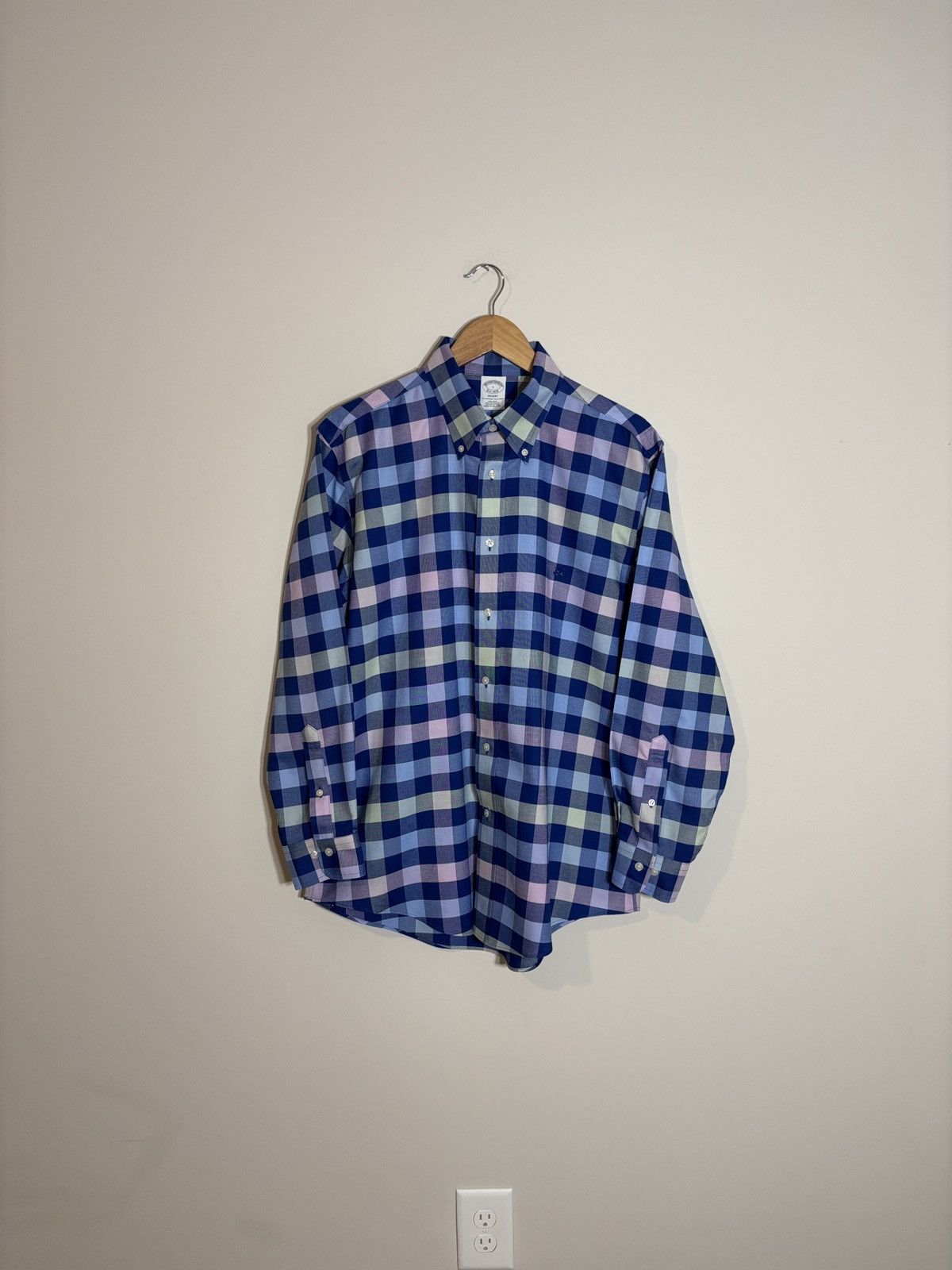 Brooks Brothers Brooks Brothers Regent Non Iron Button Down Shirt Large Size US L / EU 52-54 / 3 - 2 Thumbnail
