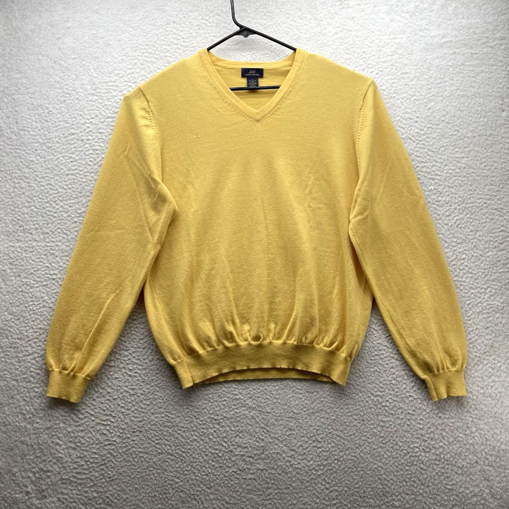 Brooks Brothers VINTAGE Brooks Brothers Sweater Mens L Yellow V-Neck Merino Wool Blend Stretch Size US L / EU 52-54 / 3 - 4 Thumbnail
