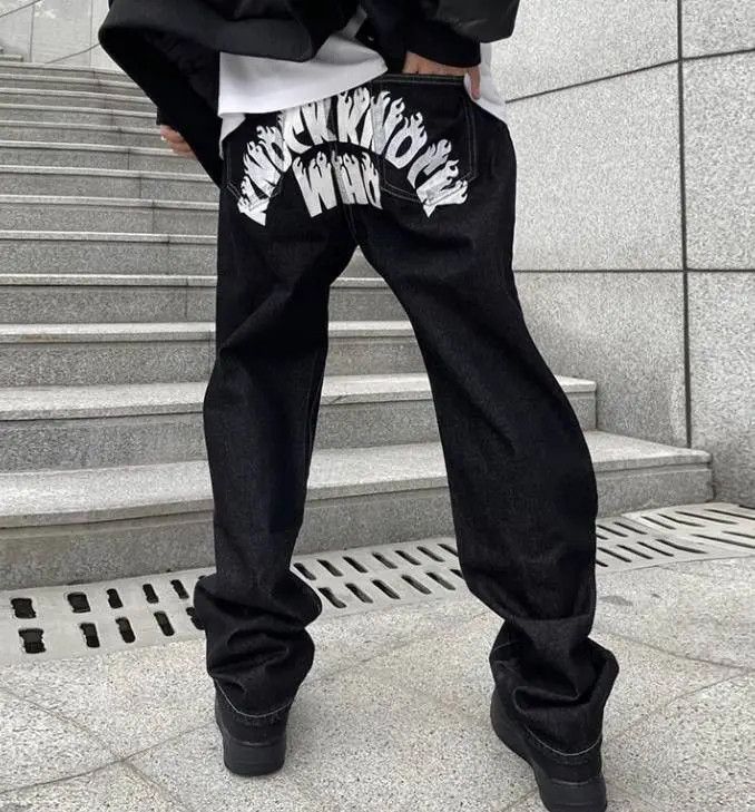 image of Vintage Men's Printed Pants in Black (Size 32)