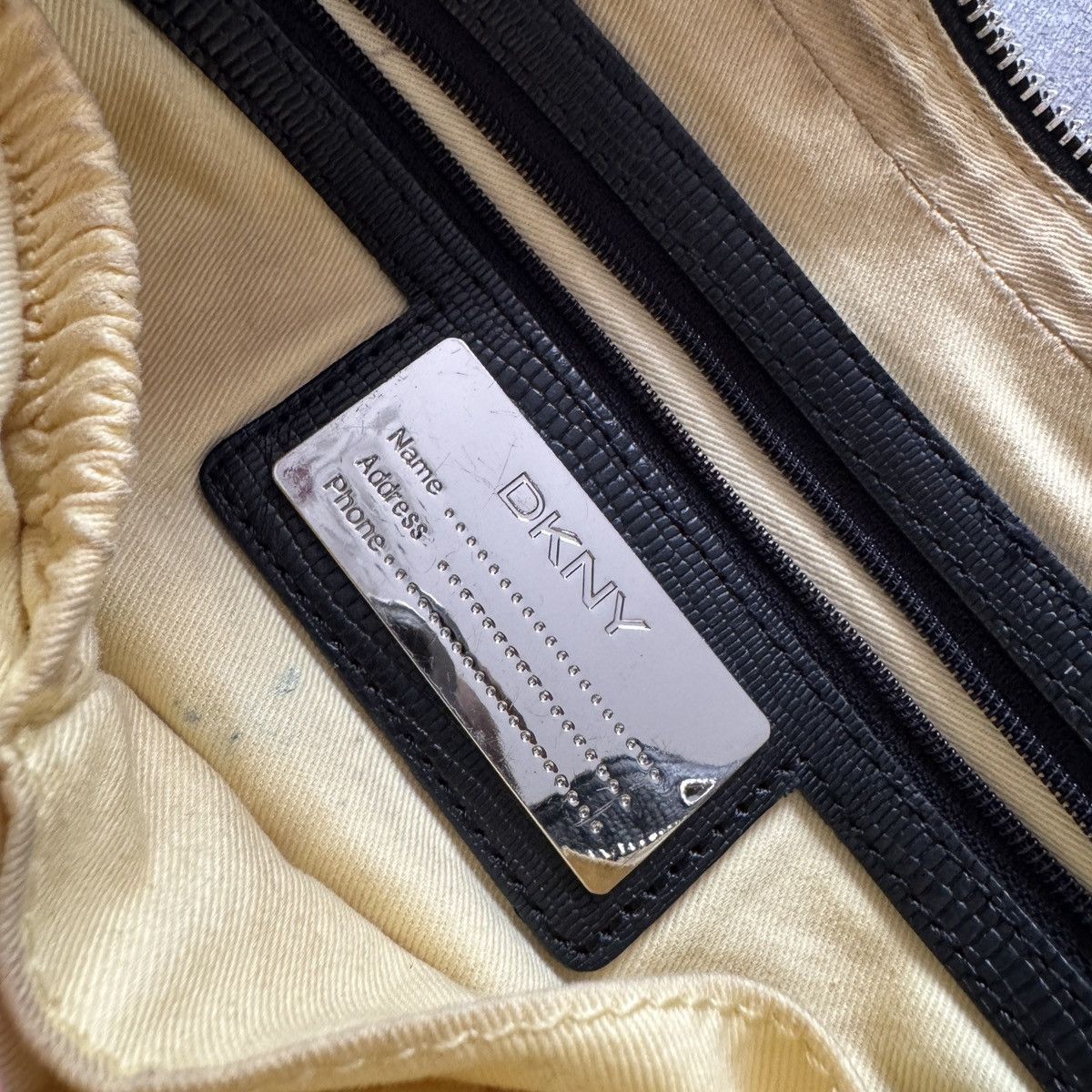 DKNY DKNY Vintage Y2K Glamour Monogram Shoulder Bag Size ONE SIZE - 12 Thumbnail