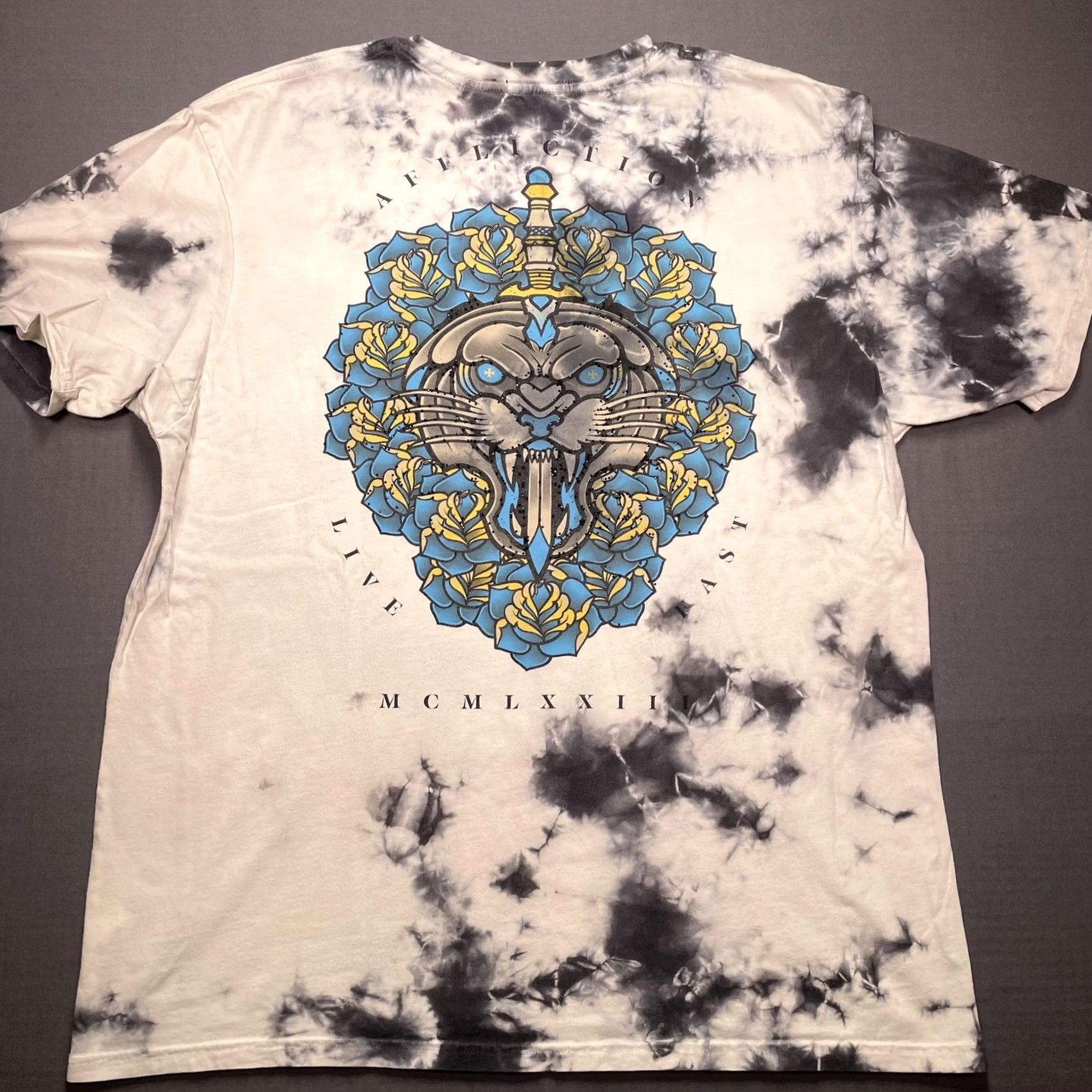 Affliction Black Label Affliction Shirt Mens 3XL Black White Tie Dye Tiger Graphic Tee Size US XXL / EU 58 / 5 - 2 Thumbnail