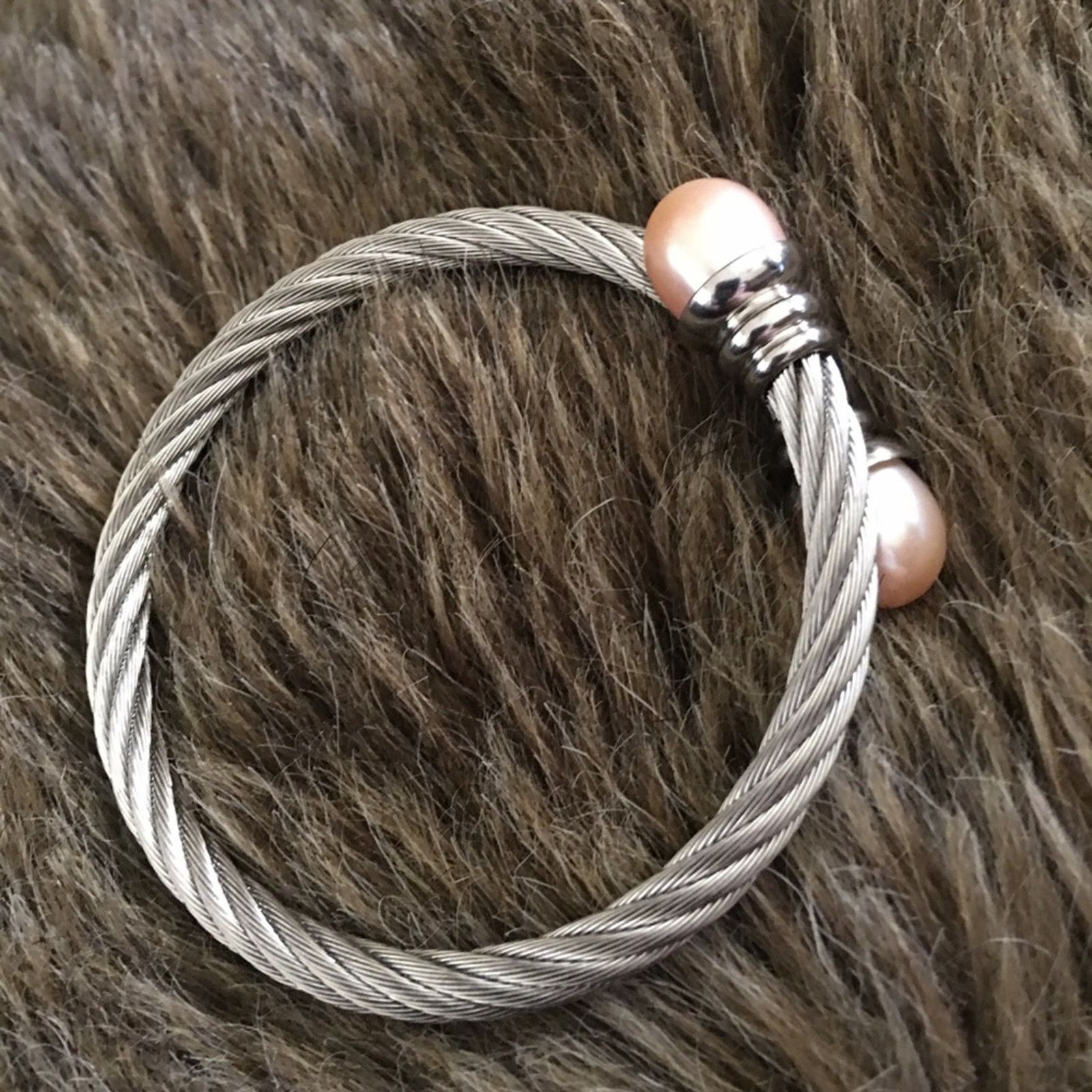 Vintage Vintage 90s silver tone coil peach pearl bracelet Size ONE SIZE - 5 Thumbnail