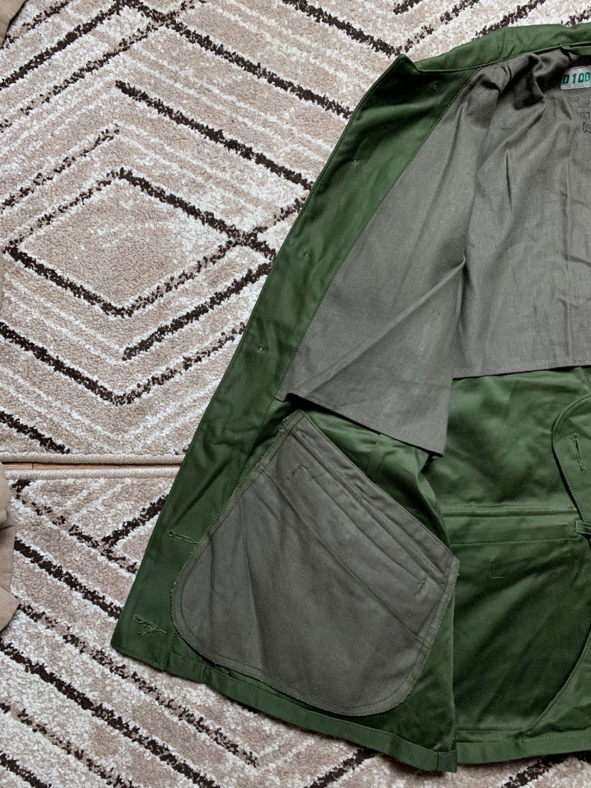 Vintage Vintage Sweden D100 Army Military jacket Size US M / EU 48-50 / 2 - 13 Thumbnail