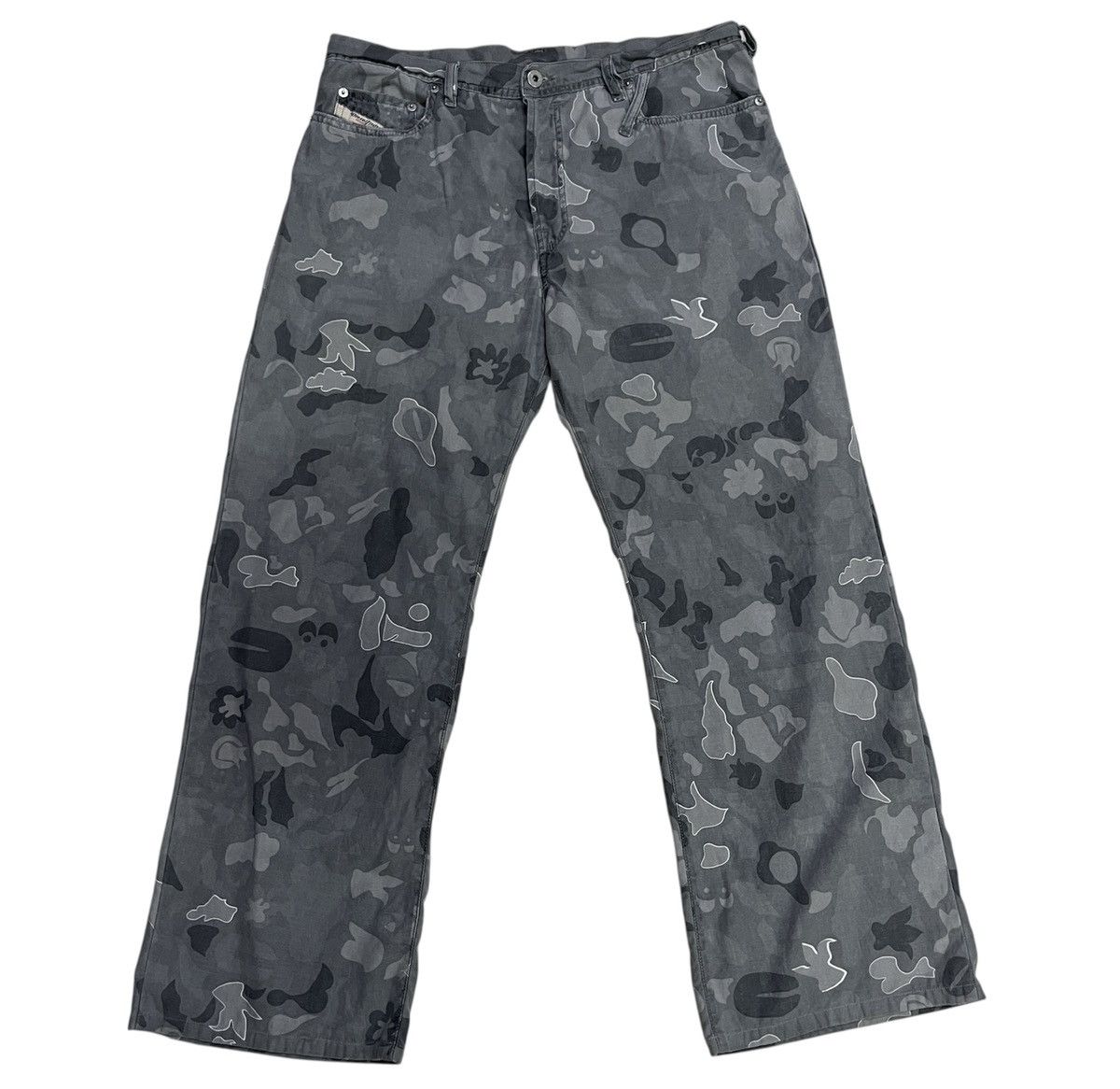 Diesel × Vintage Vintage Diesel Camouflage Baggy Pants Size US 32 / EU 48 - 1 Thumbnail