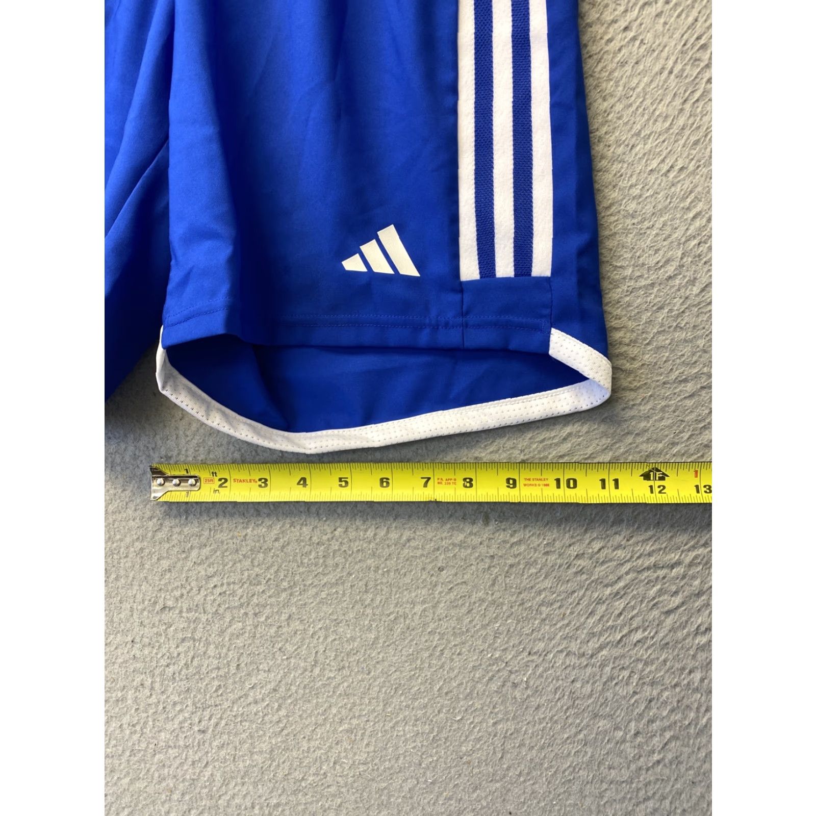 Adidas Adidas loose fit athletic running gym soccer shorts blue women’s small/105-45 Size 28" / US 6 / IT 42 - 5 Thumbnail