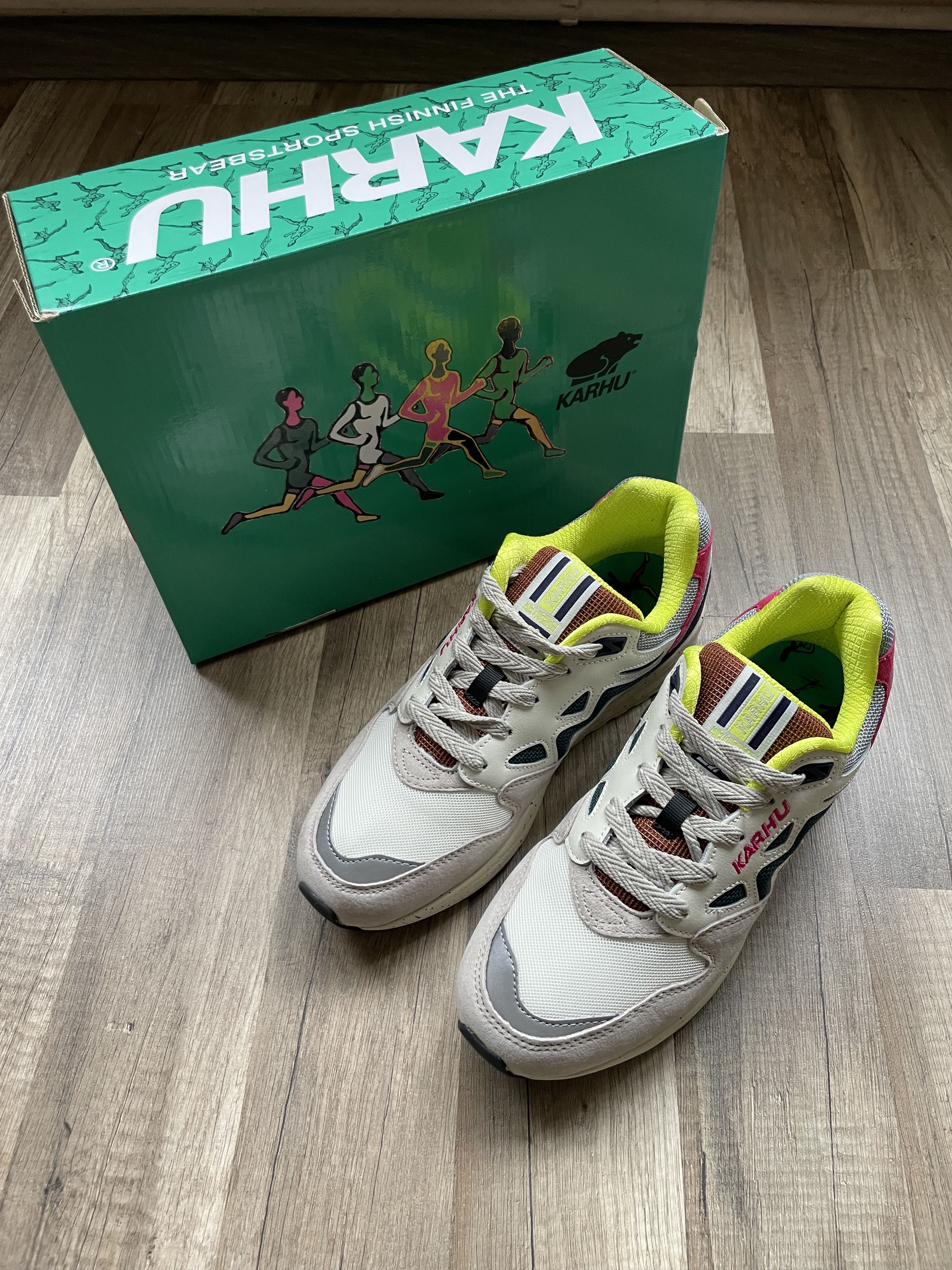 Karhu Karhu Legacy 96 'Flow State' Size US 8 / EU 41 - 17 Thumbnail