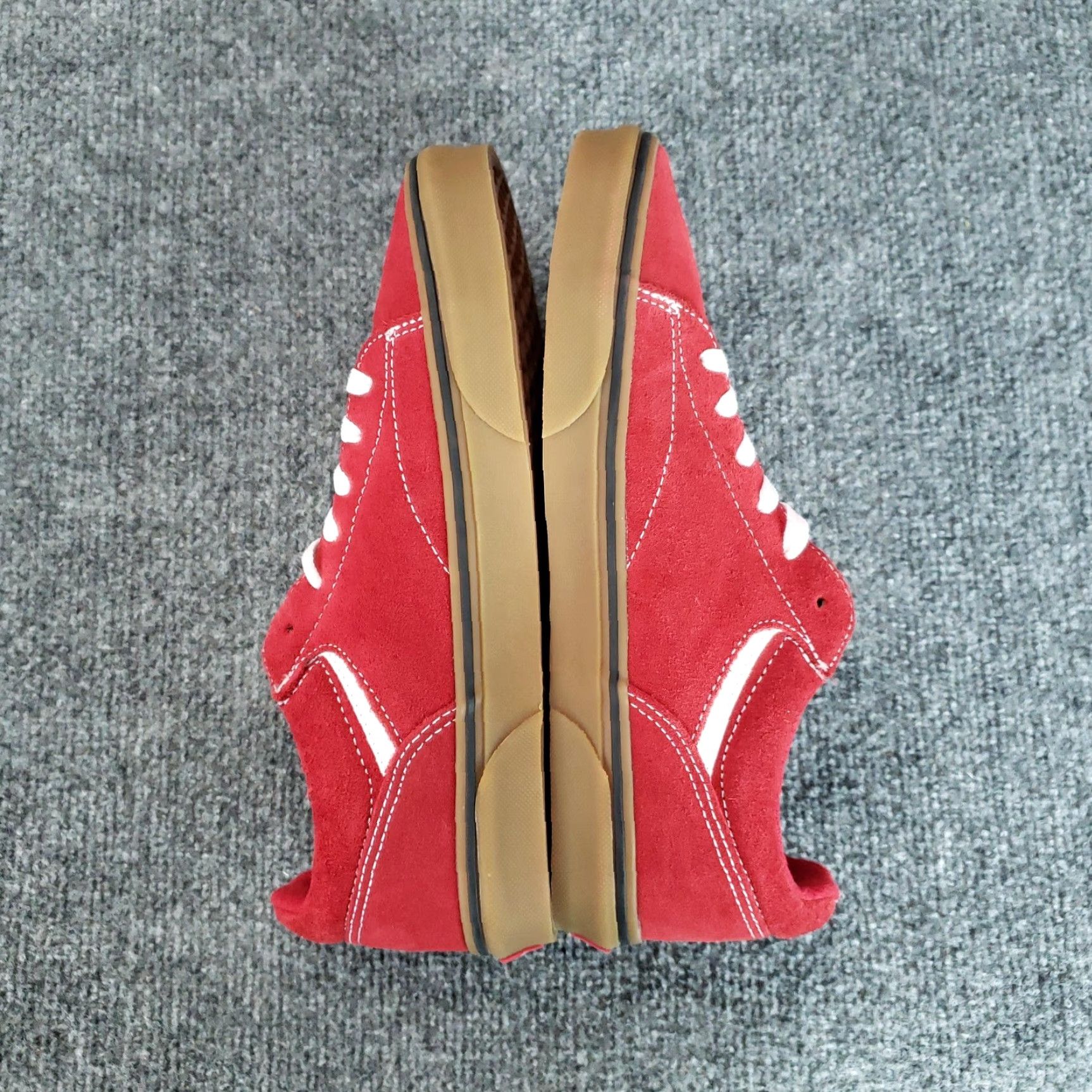 Vans Vans Suede Skate Shoes Mens Size 8.5 Red Gum Sole Low Top Core Classics Sneakers Size US M / EU 48-50 / 2 - 7 Thumbnail