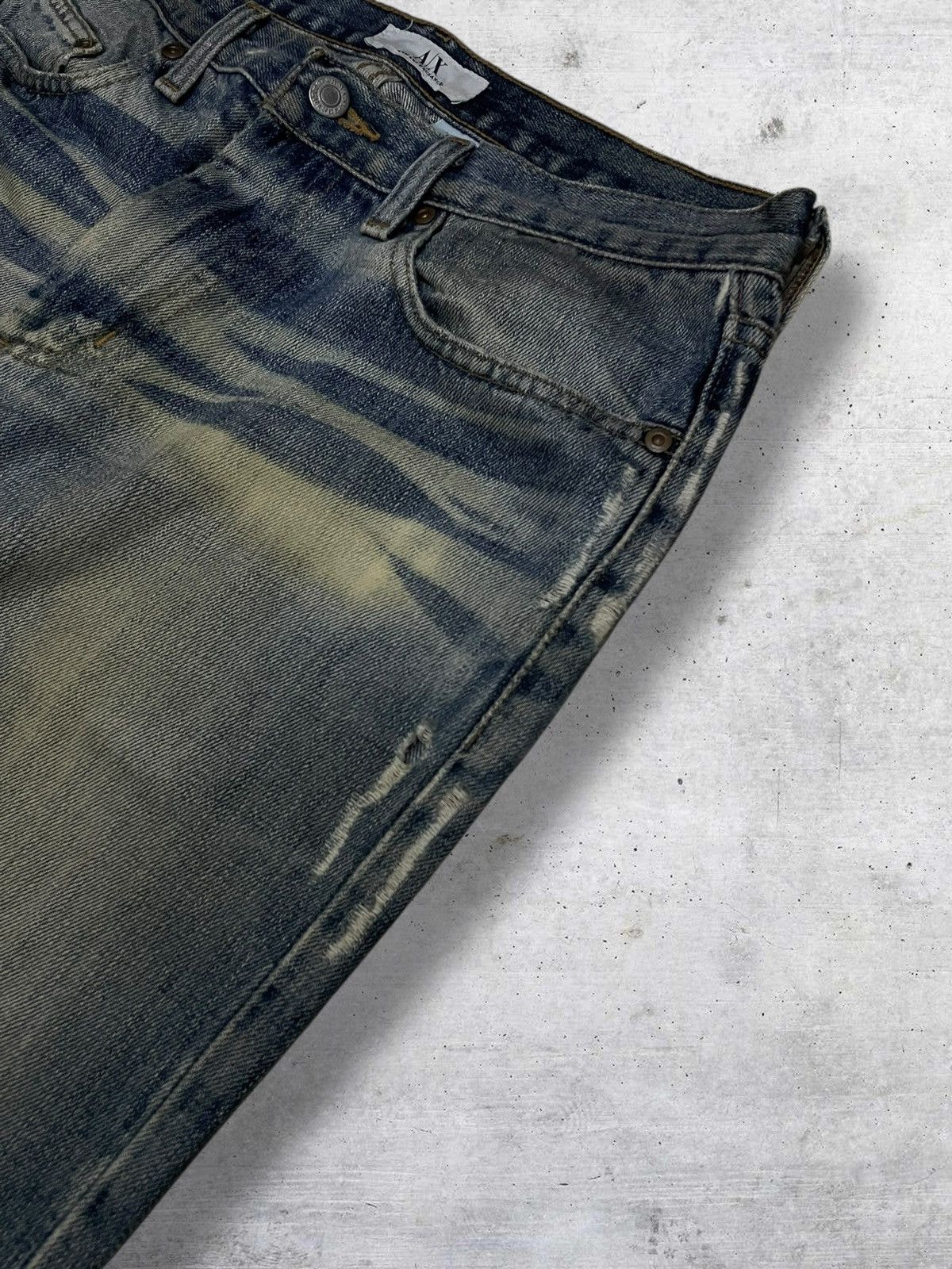 Armani Exchange VINTAGE ARMANI EXCHANGE FAMOUS DESIGNER DISTRESSED MUDWASH Size US 30 / EU 46 - 8 Thumbnail