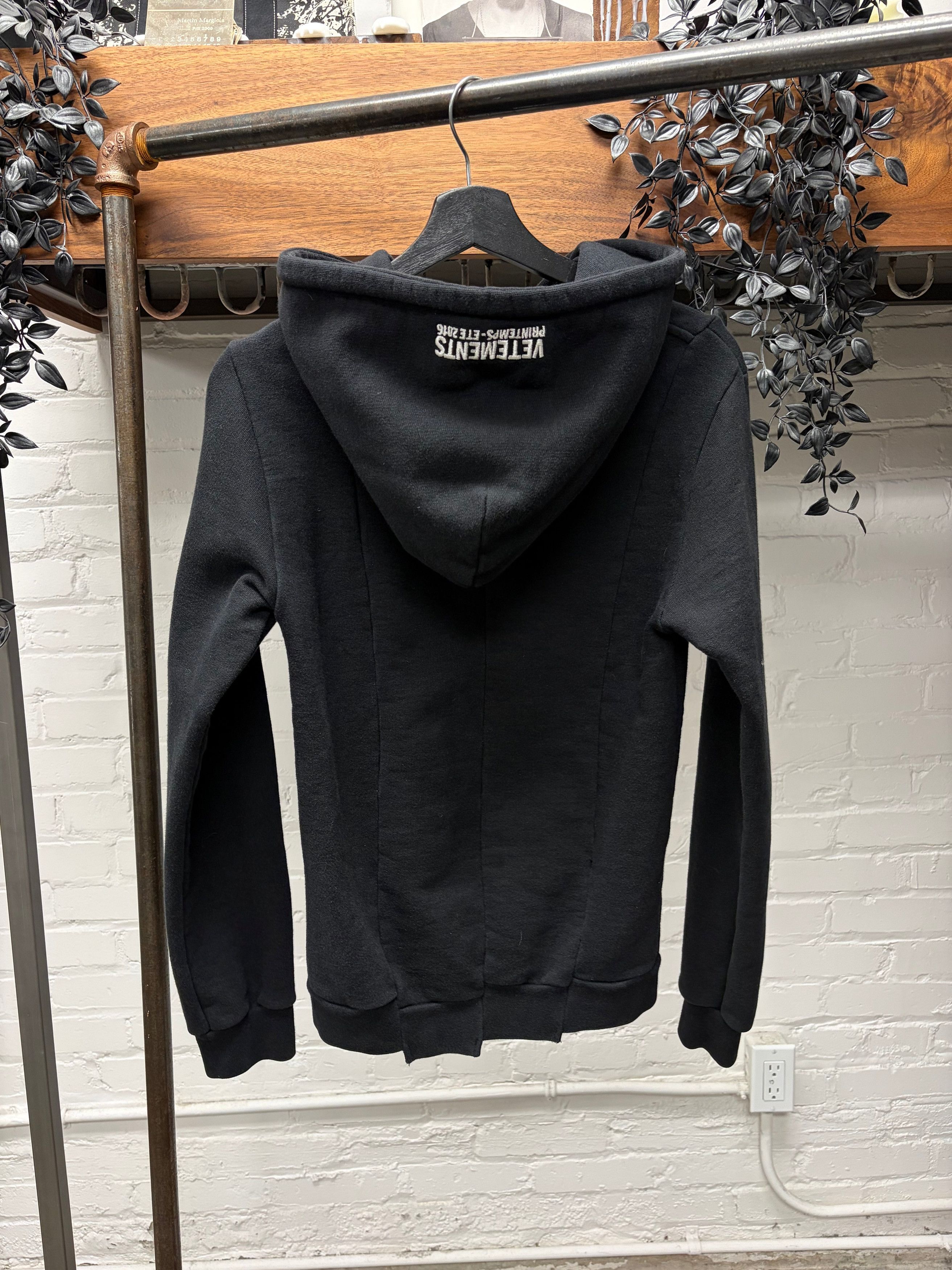 Vetements SS2016 Vetements ‘Metal Logo’ Black Reconstructed Split Hoodie Size US XS / EU 42 / 0 - 5 Thumbnail