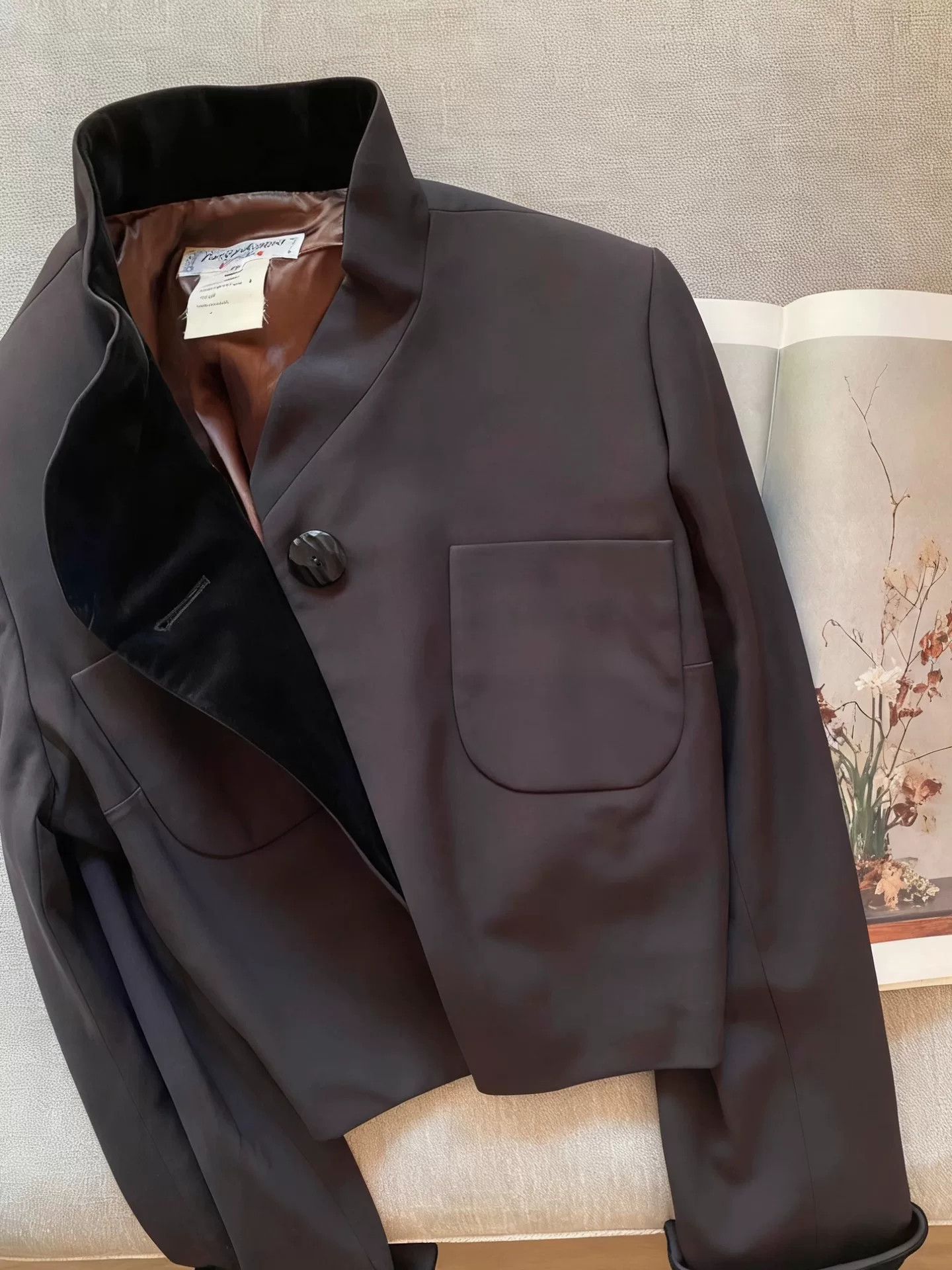 Saint Laurent Paris Yves Saint Laurent Cropped Velvet Trim Jacket Size S / US 4 / IT 40 - 1 Thumbnail